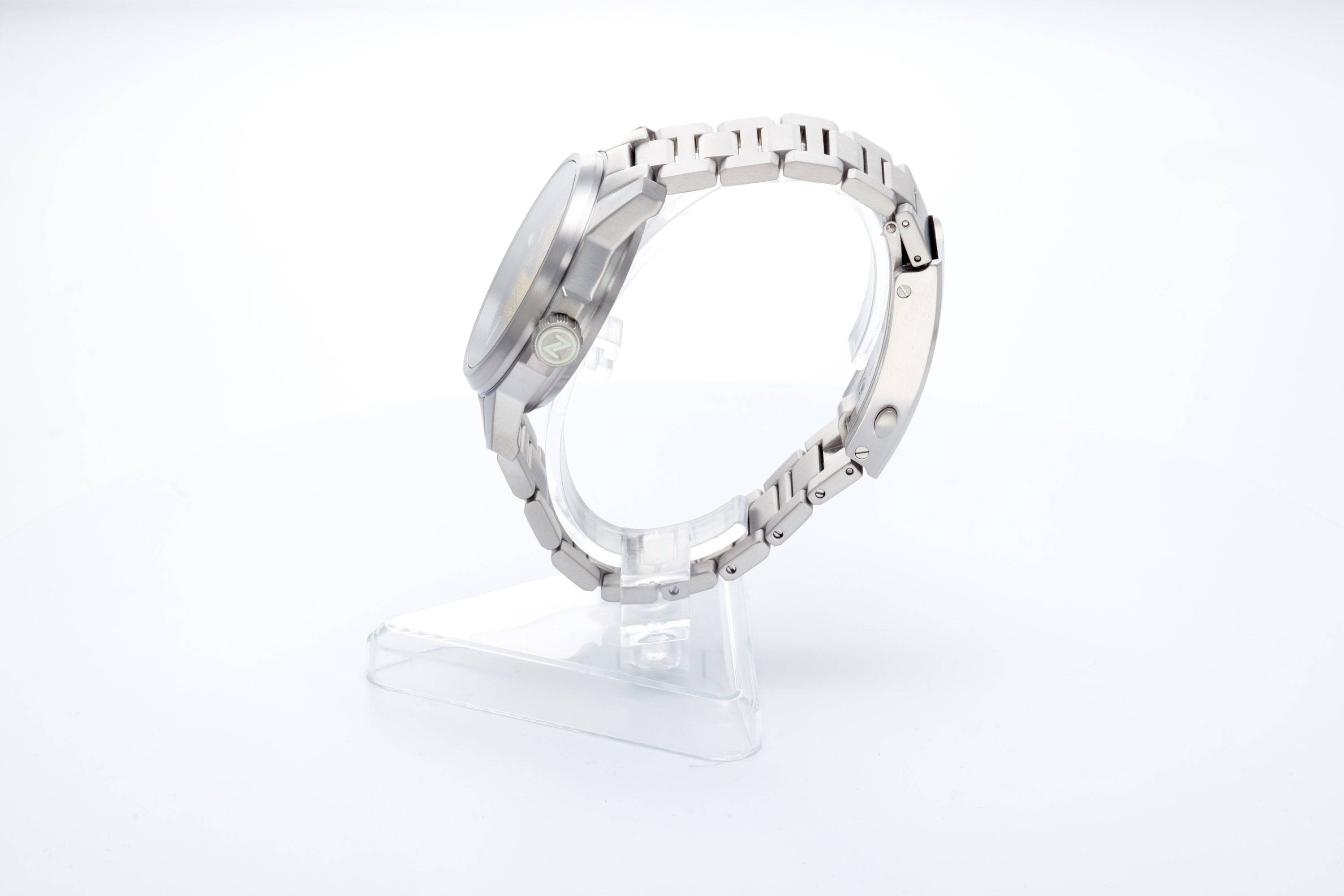 Aurora Field 42mm Ti 'Hammered Yellow'