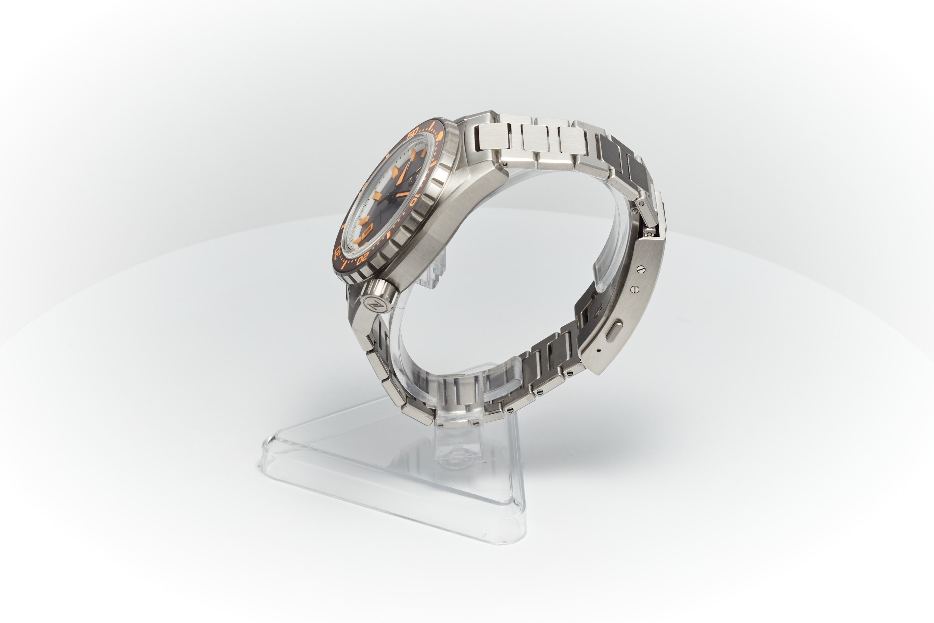 Thresher 44mm 'Ember'