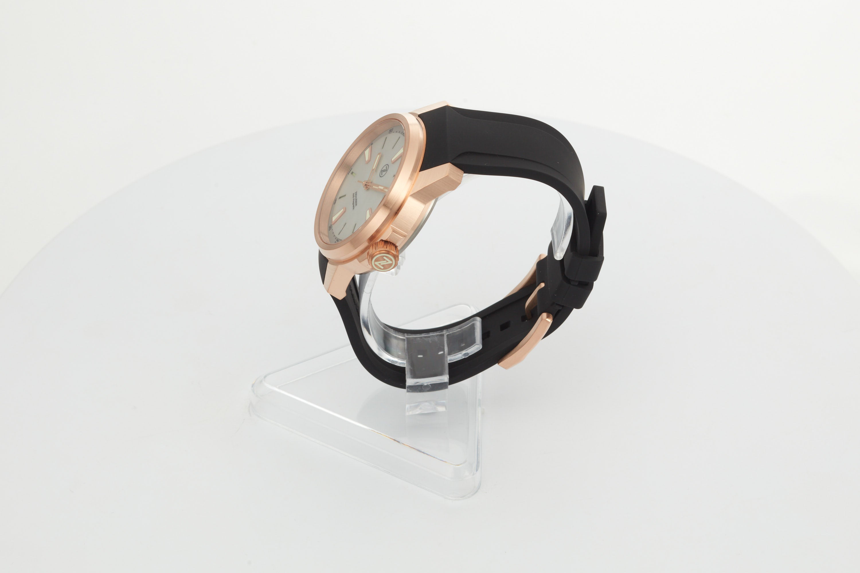 Aurora Field 42mm Br 'Grey MOP'