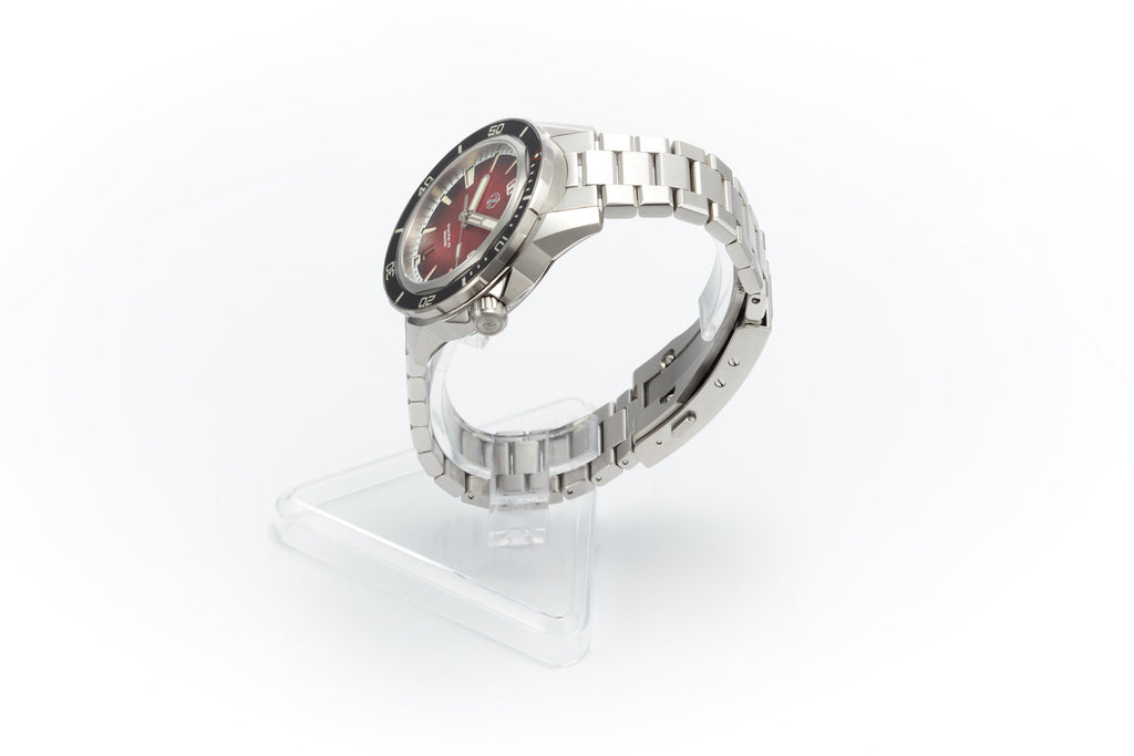 Swordfish 40mm SS 'Crimson Red'