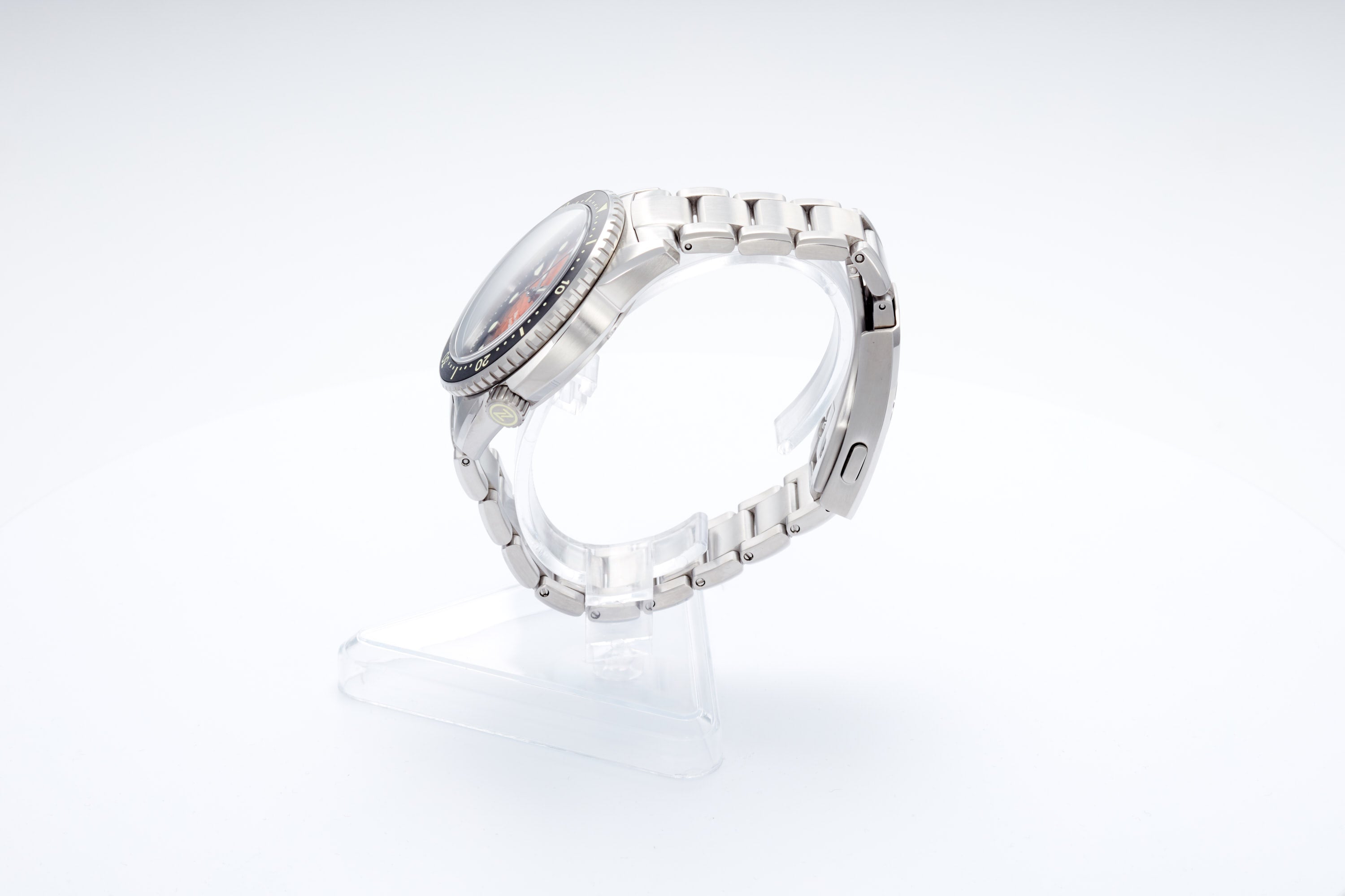 Mako 300m Diver 'Hammered Orange'