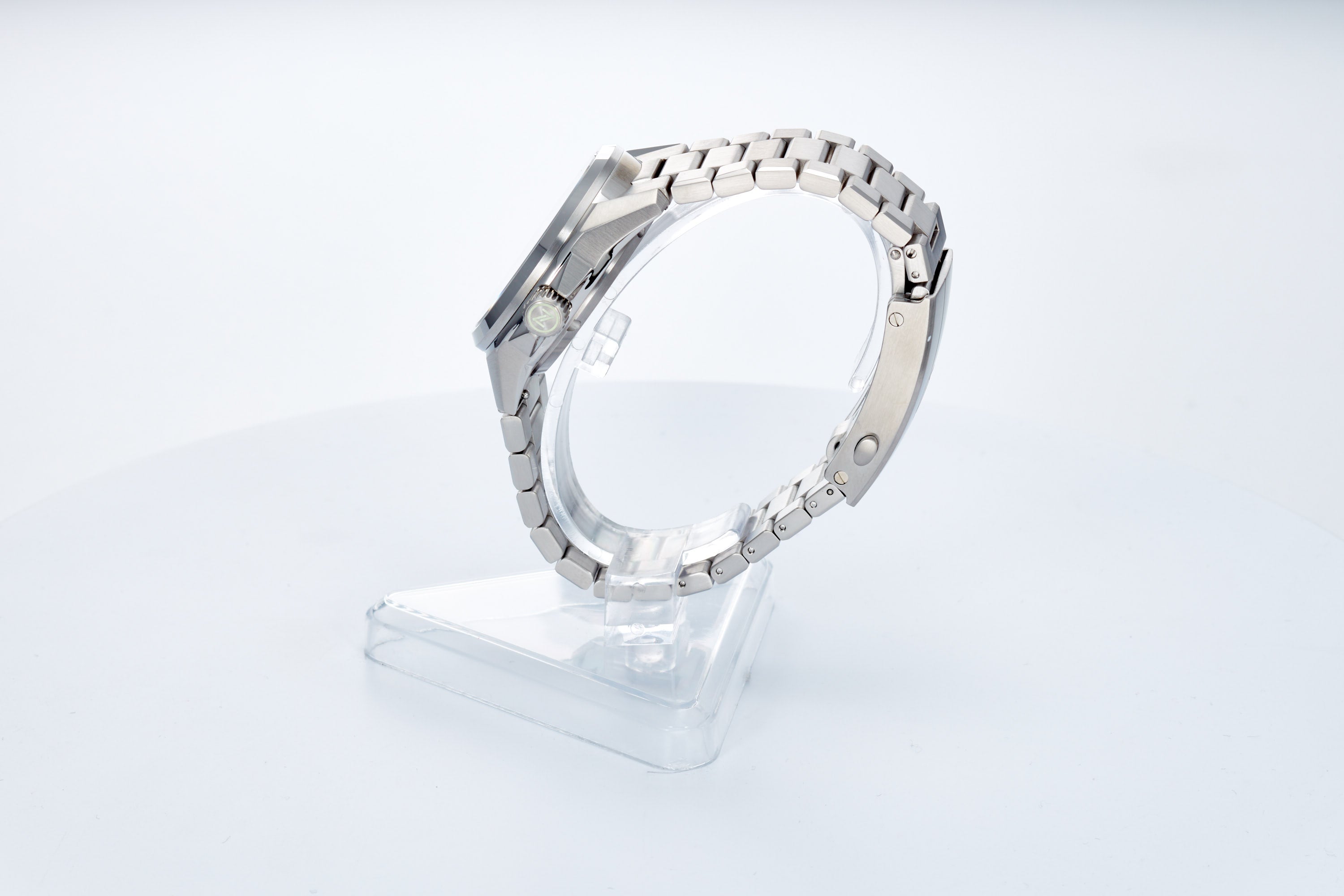 Swordfish Field 38mm SS 'Nebula'