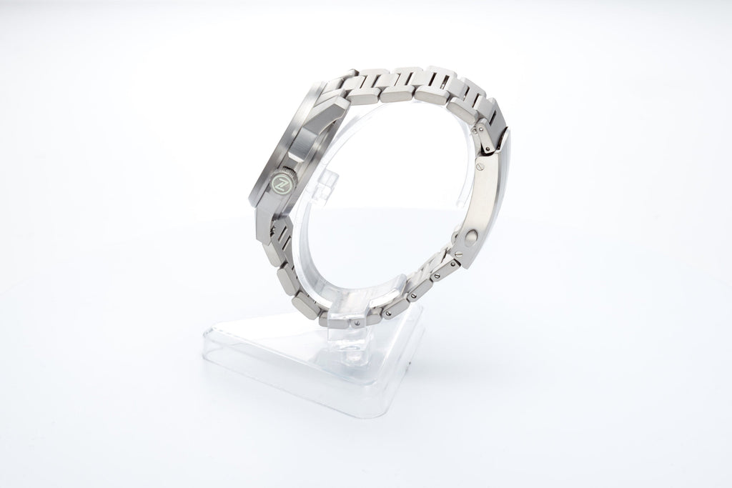 Aurora Field 42mm Ti 'Aventurine'