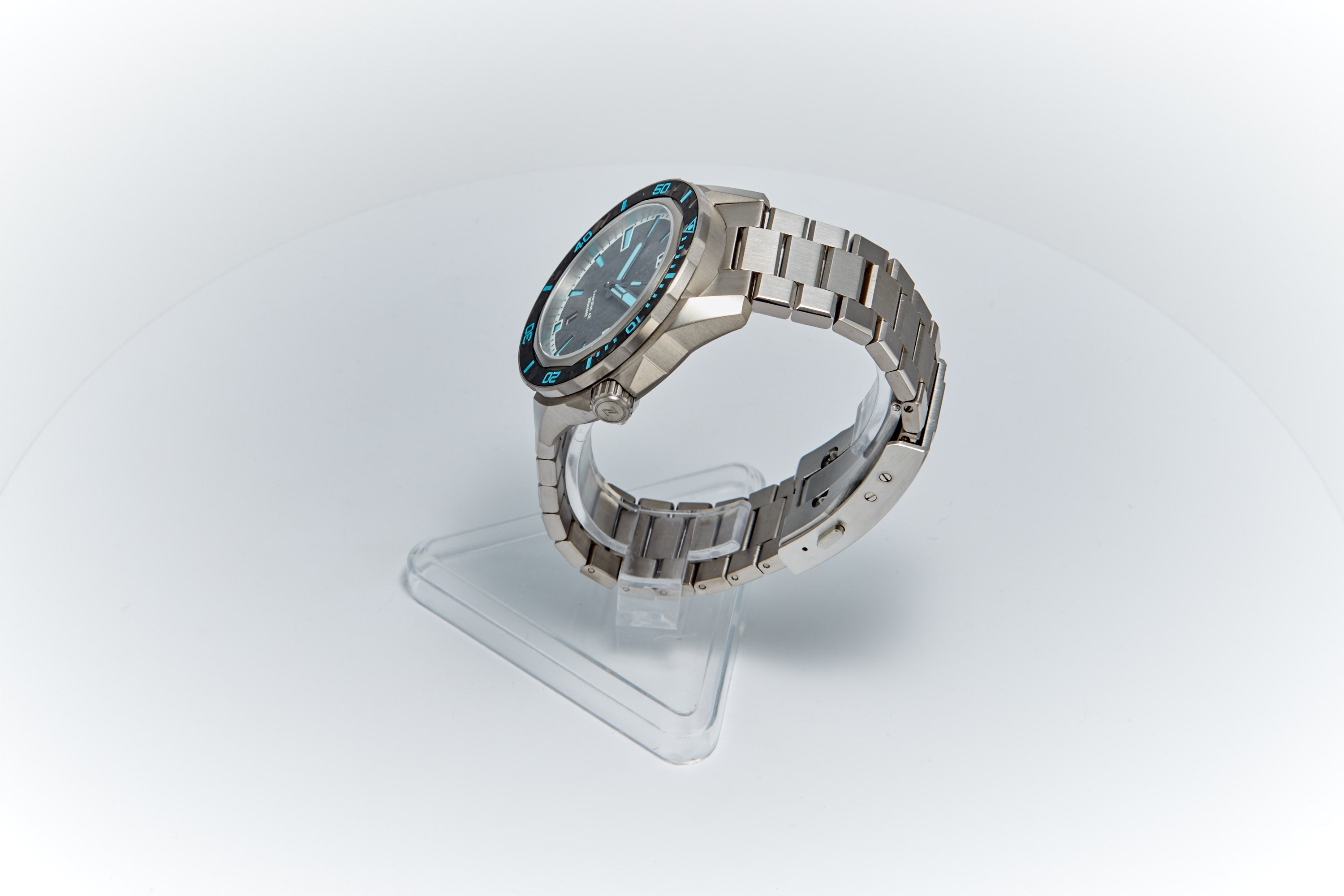 Swordfish 42mm Ti 'Carbon'