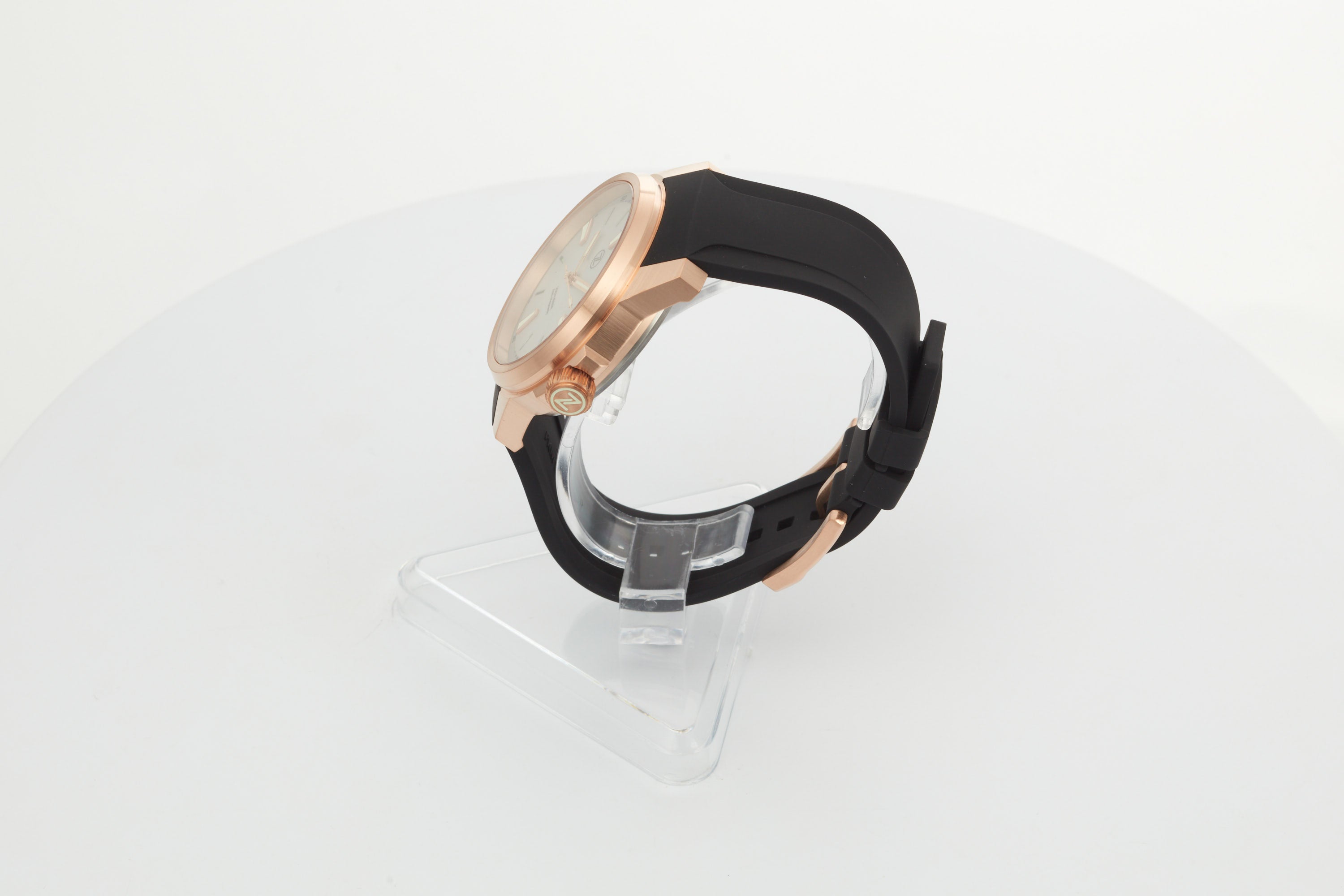 Aurora Field 42mm Br 'Grey MOP'