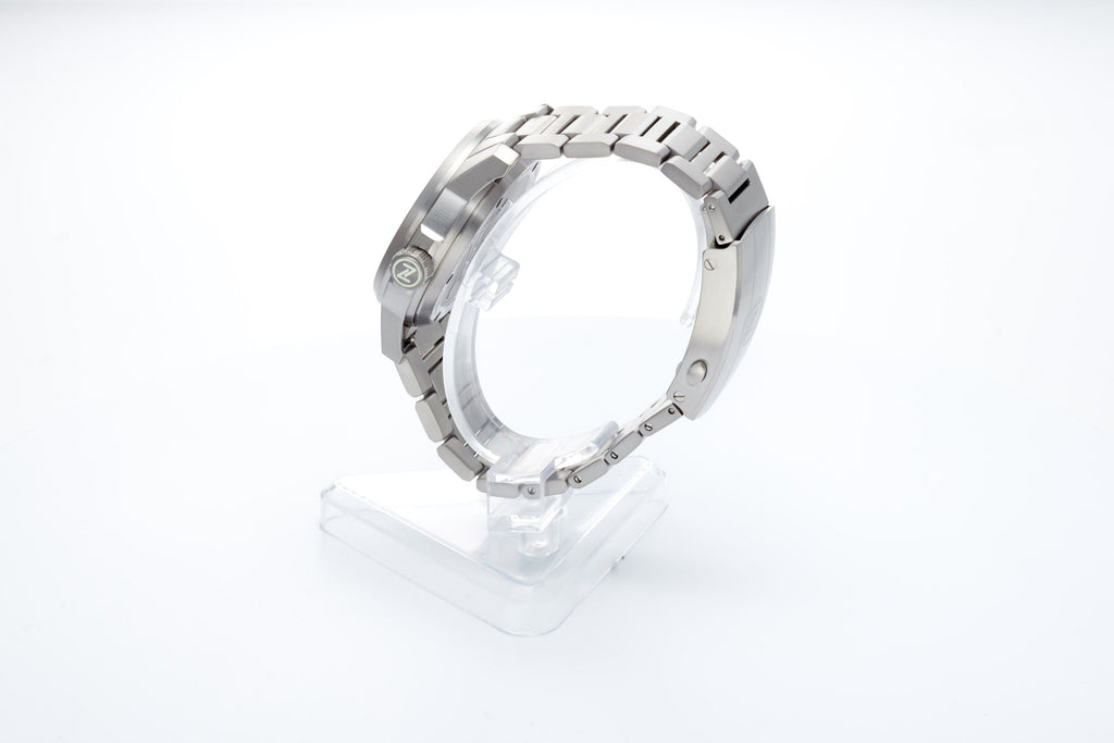 Aurora Field 42mm Ti 'Aventurine'
