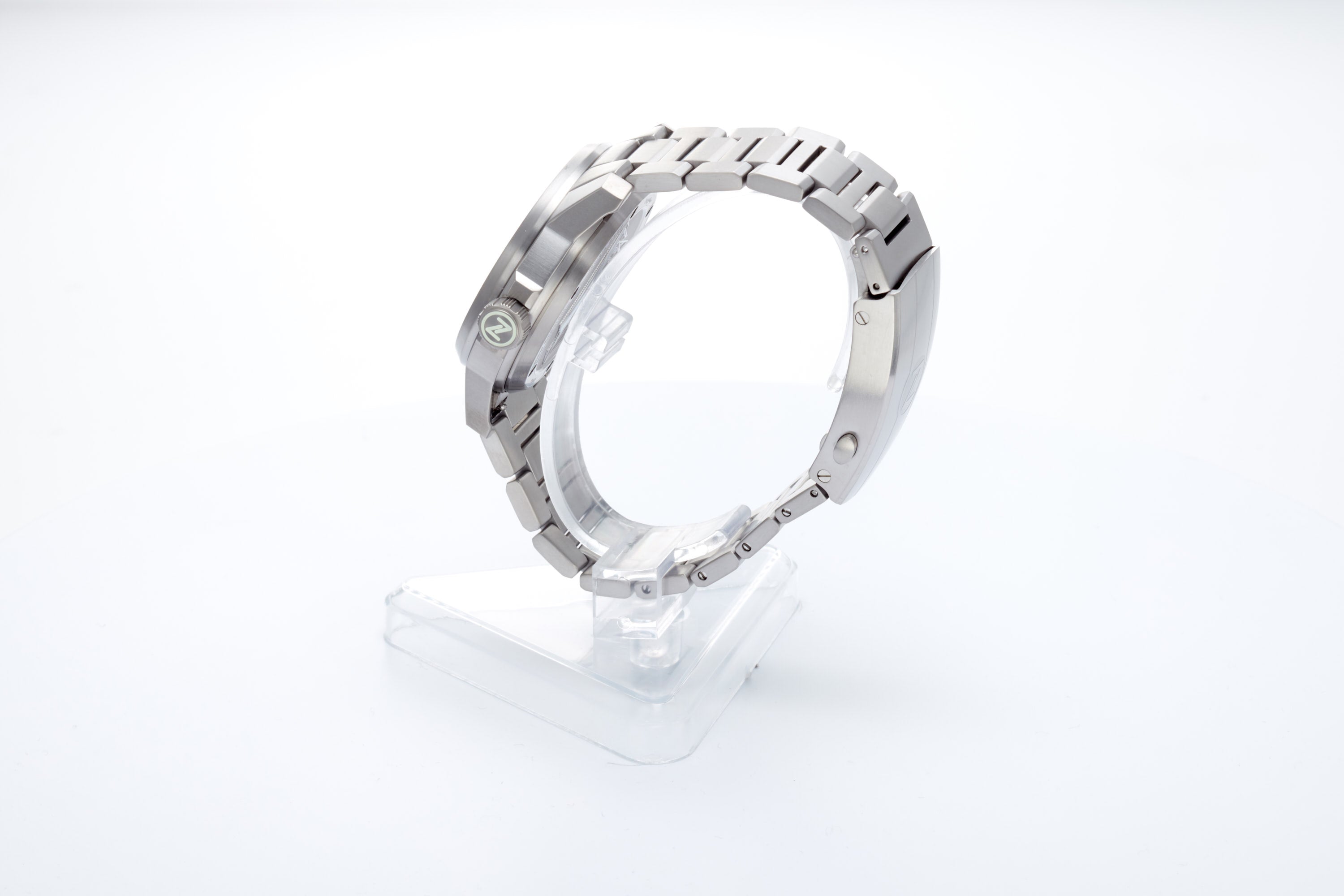 Aurora Field 42mm Ti 'Hammered Yellow'