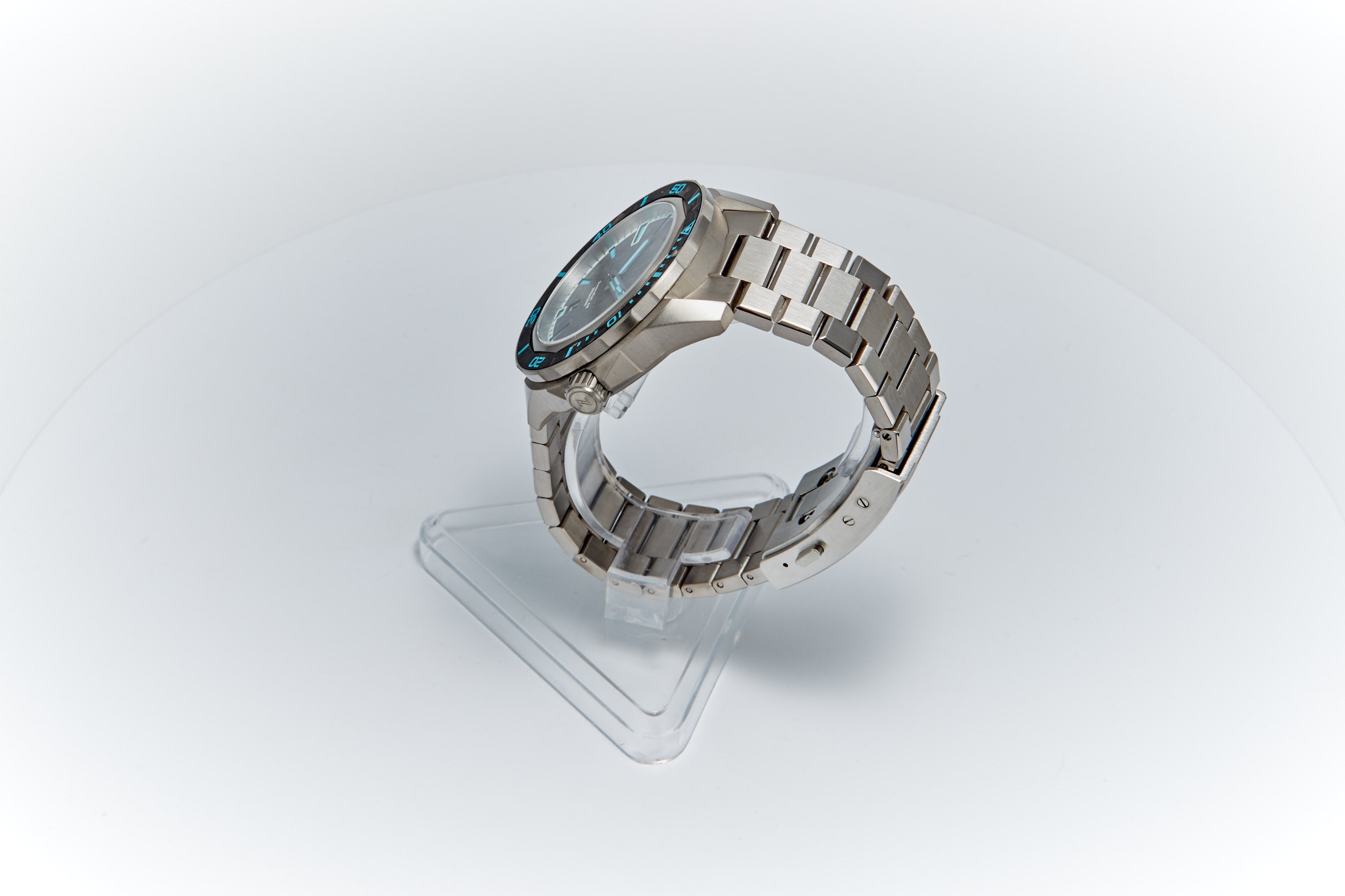 Swordfish 42mm Ti 'Carbon'