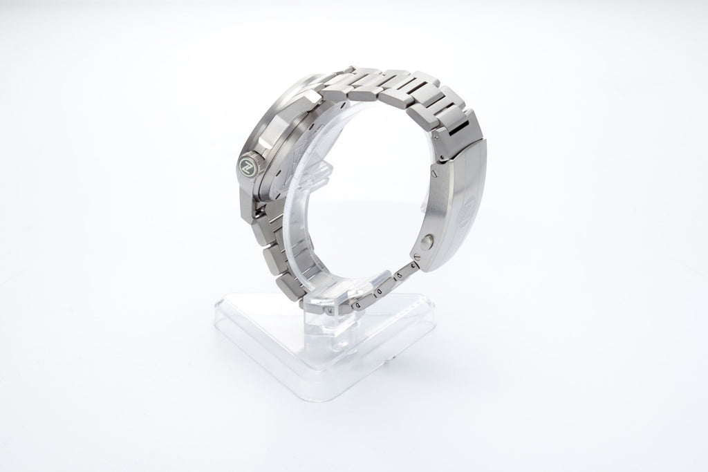 Aurora Field 42mm Ti 'Aventurine'
