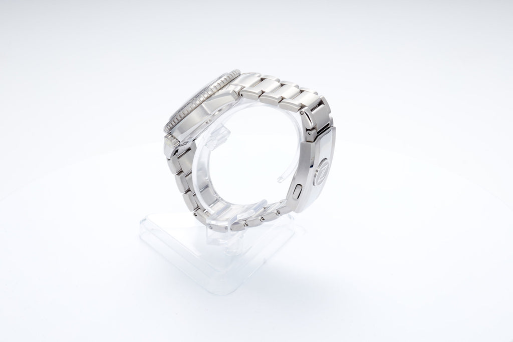 Mako 300m Diver 'Hammered Orange'