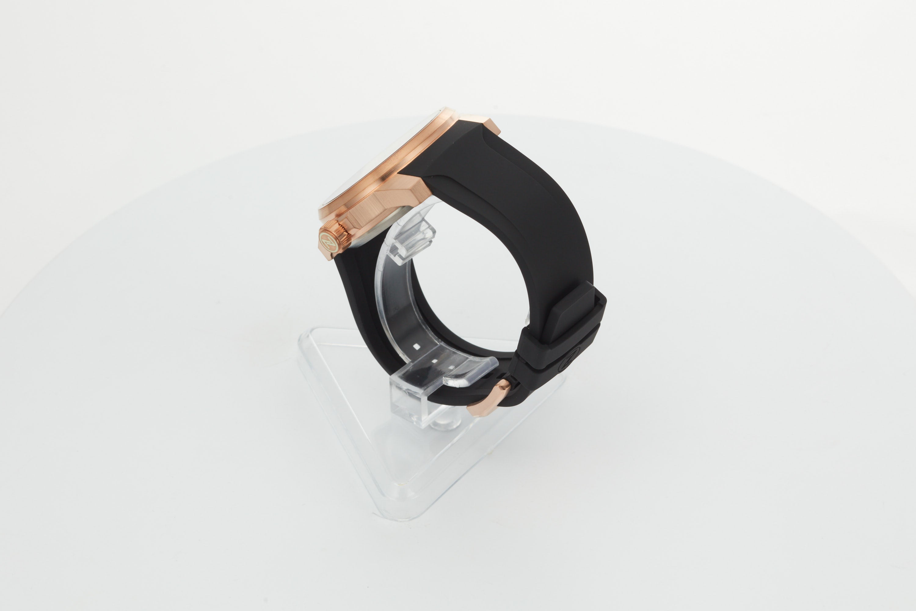 Aurora Field 42mm Br 'Onyx'