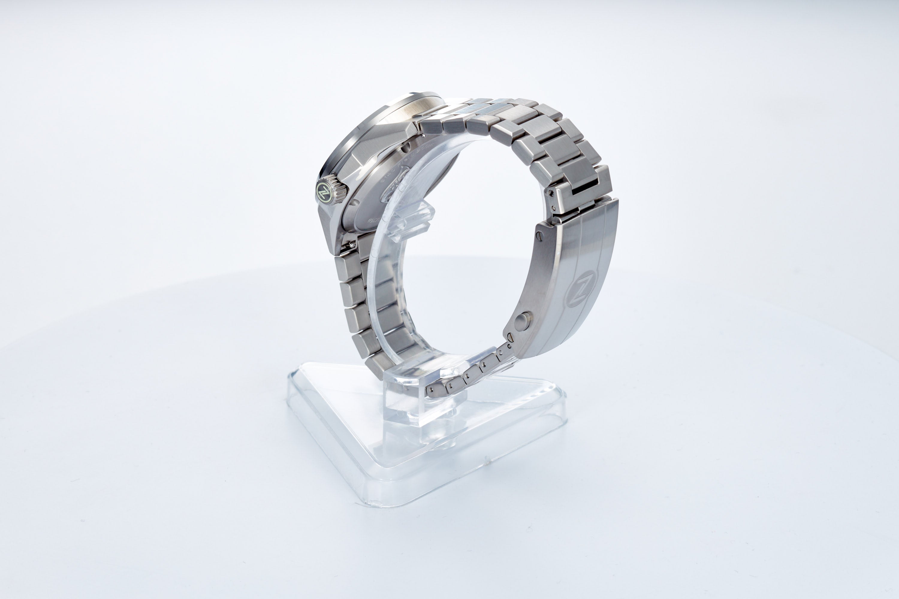 Swordfish Field 38mm SS 'Nebula'