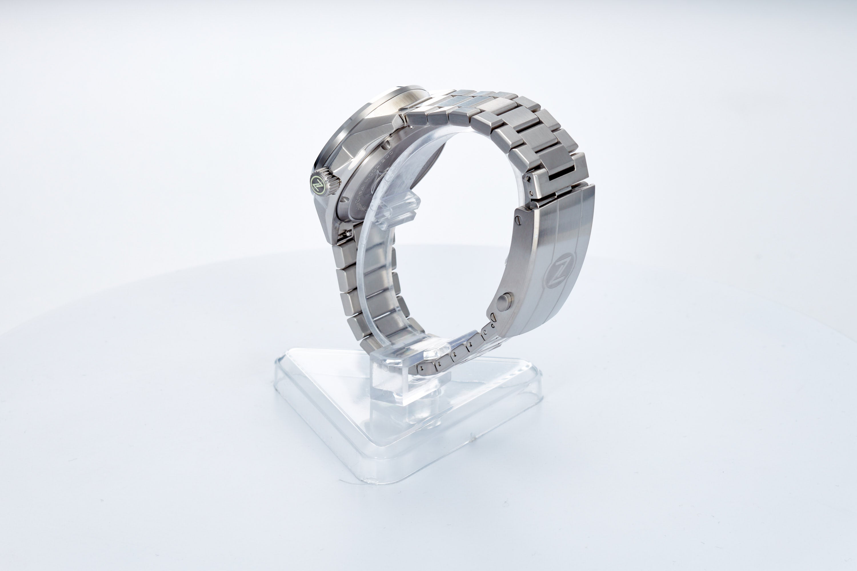 Swordfish Field 38mm SS 'Stonewash'
