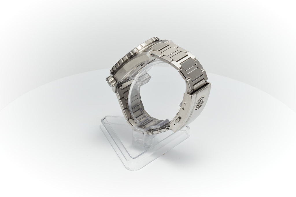 Thresher 44mm 'Azure'