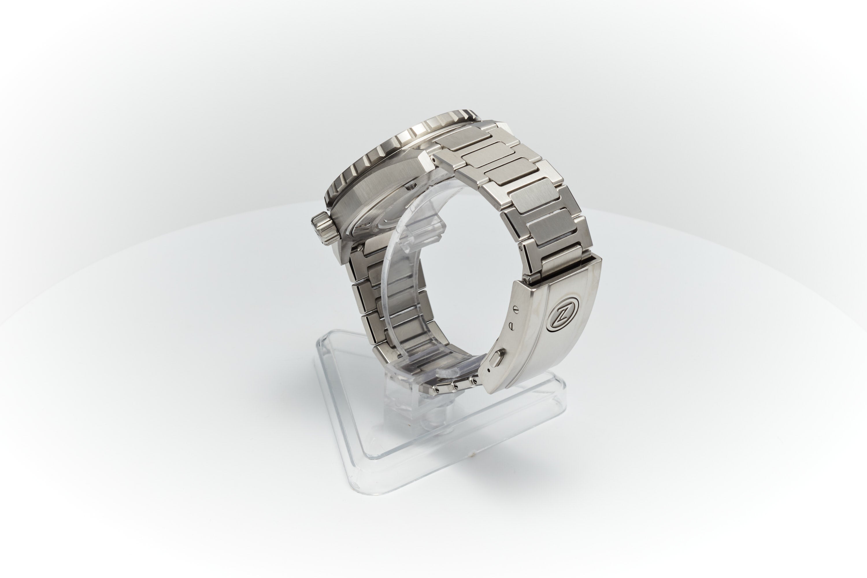 Thresher 44mm 'Azure'