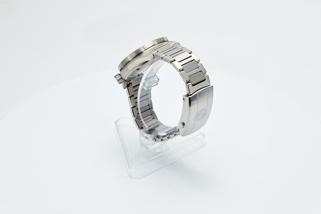 Thresher 41mm Burgundy