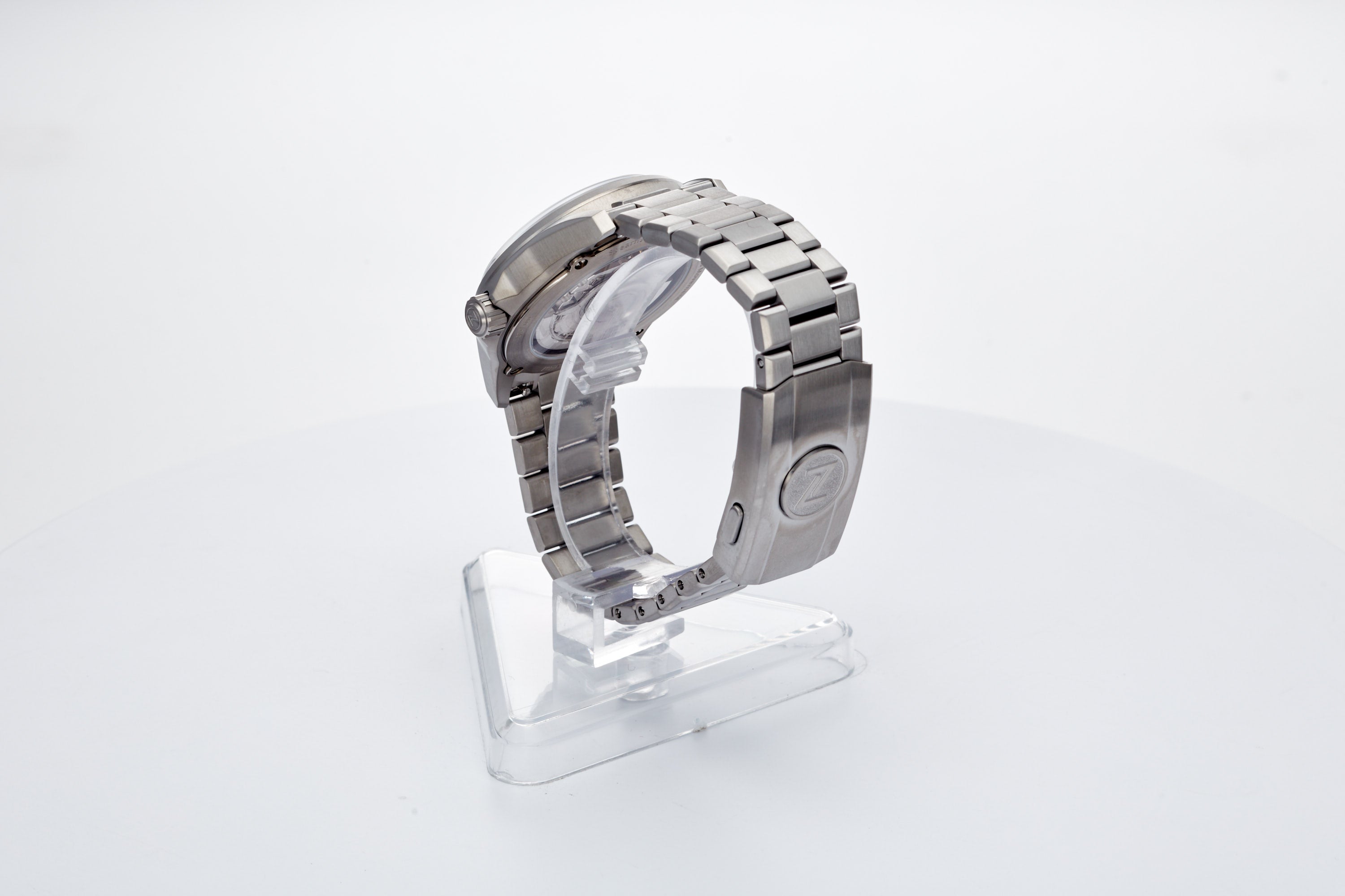 Spearfish Dual Time Ti 'Spark'