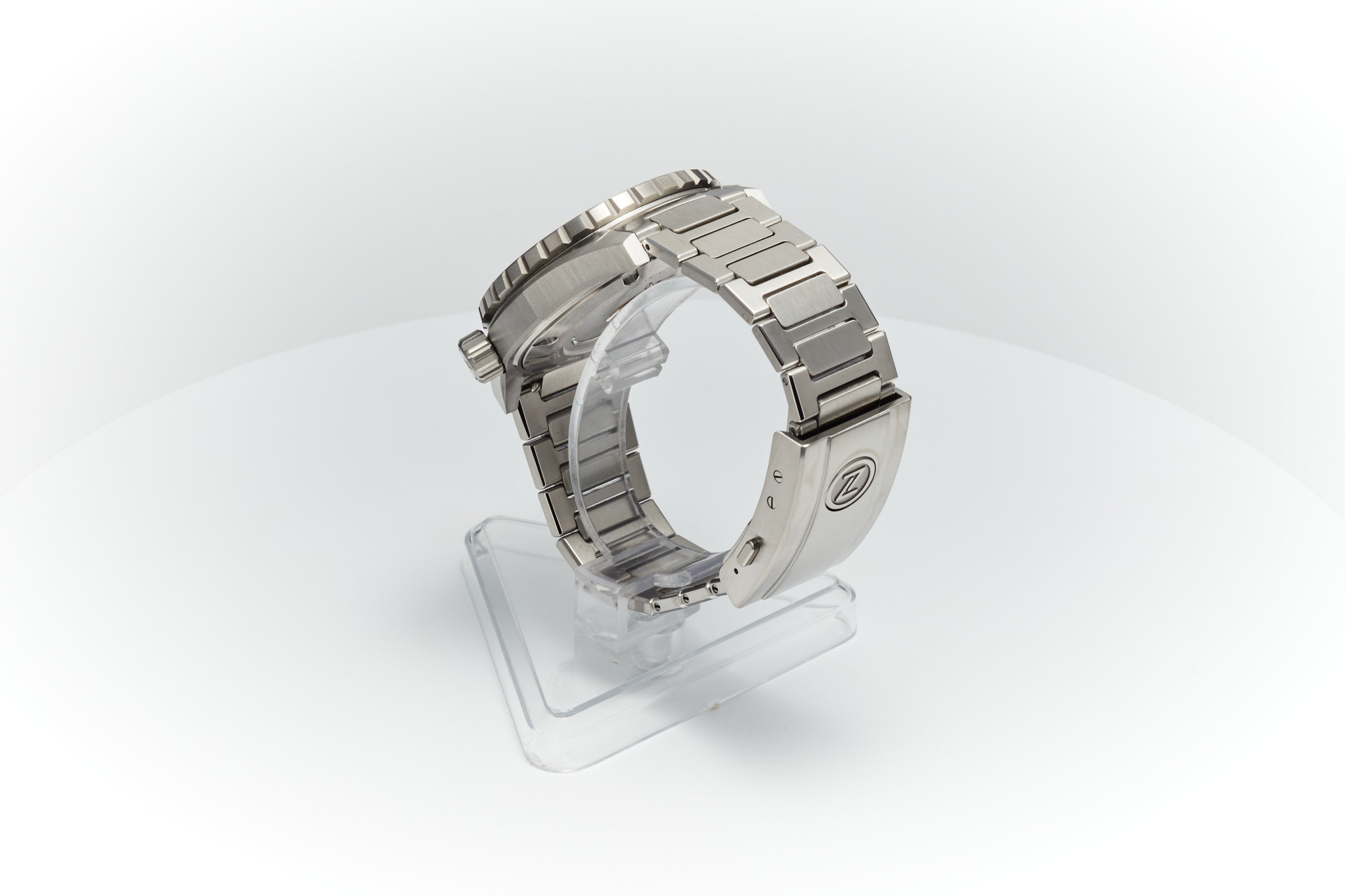 Thresher 44mm 'Ember'