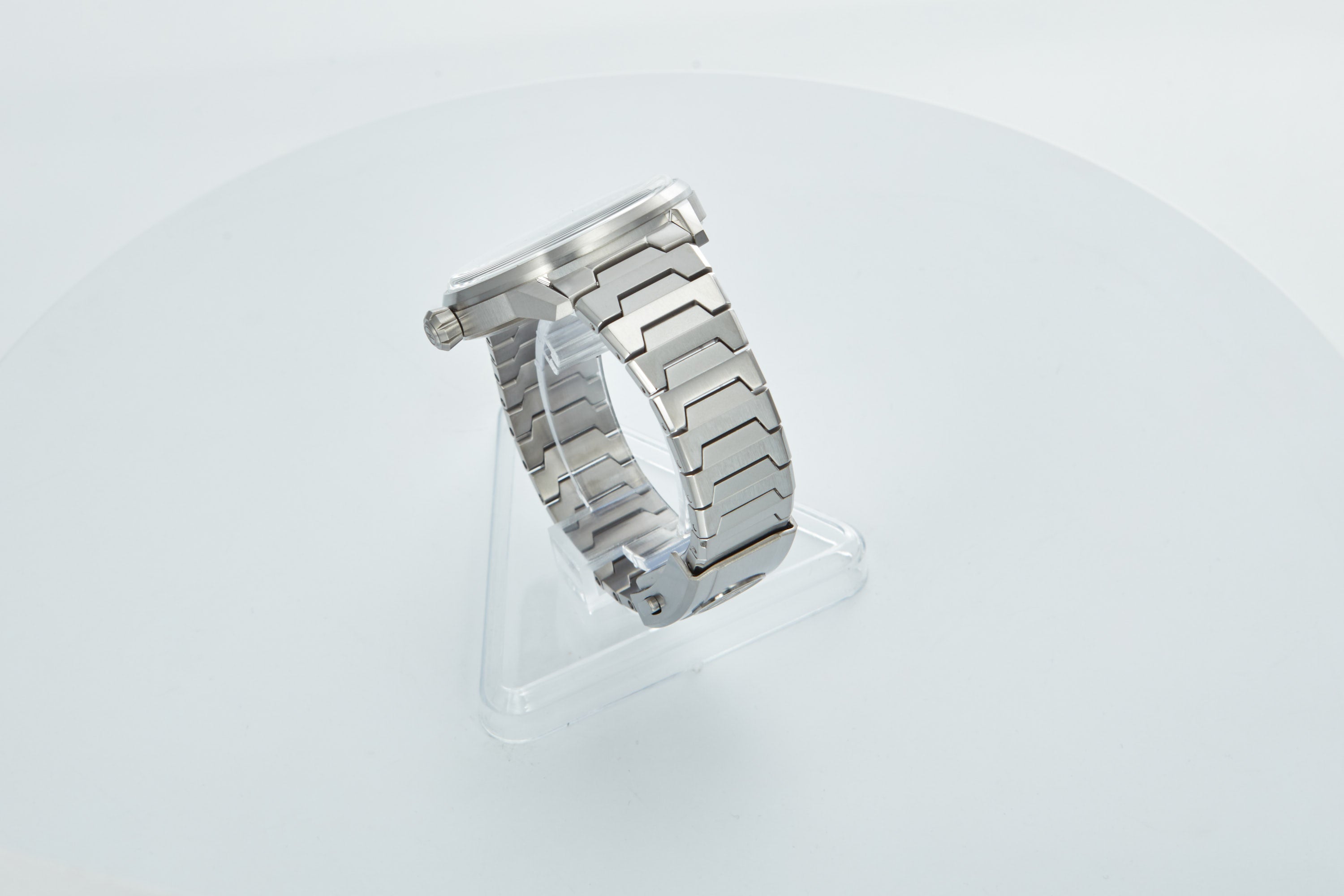 Skyraider 40 Skeleton Titanium