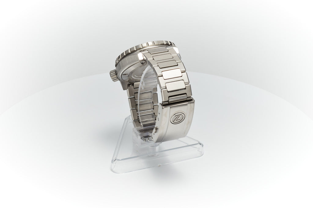 Thresher 44mm 'Ember'