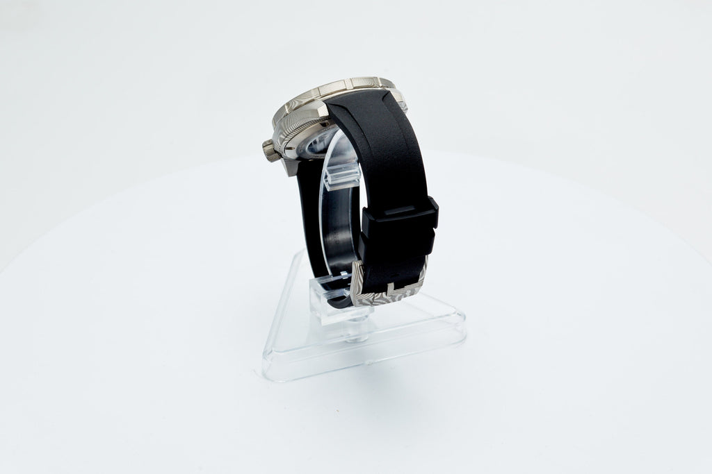 Thresher 41mm Damascus Limited Edition