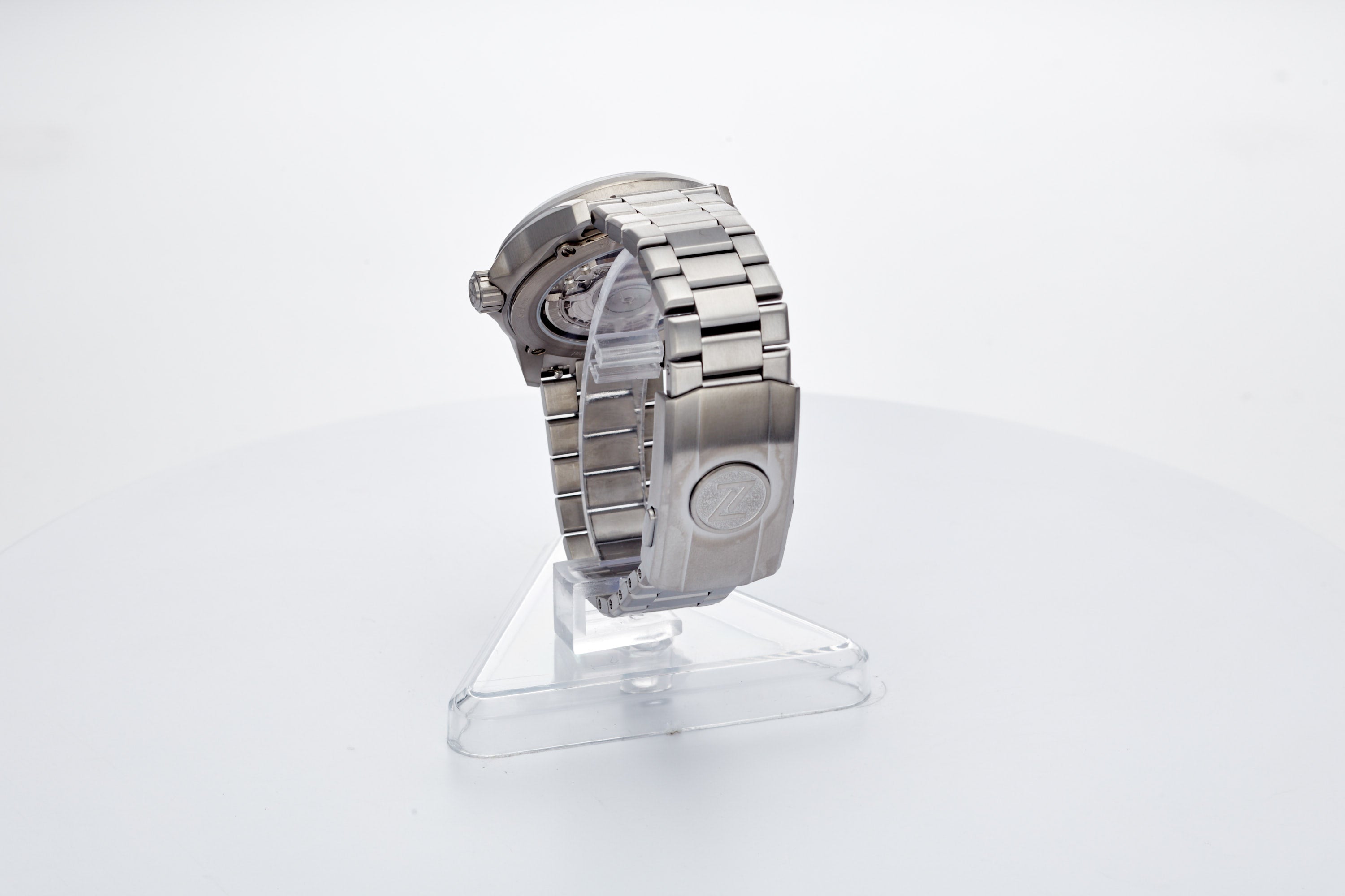 Spearfish Dual Time Ti 'Spark'