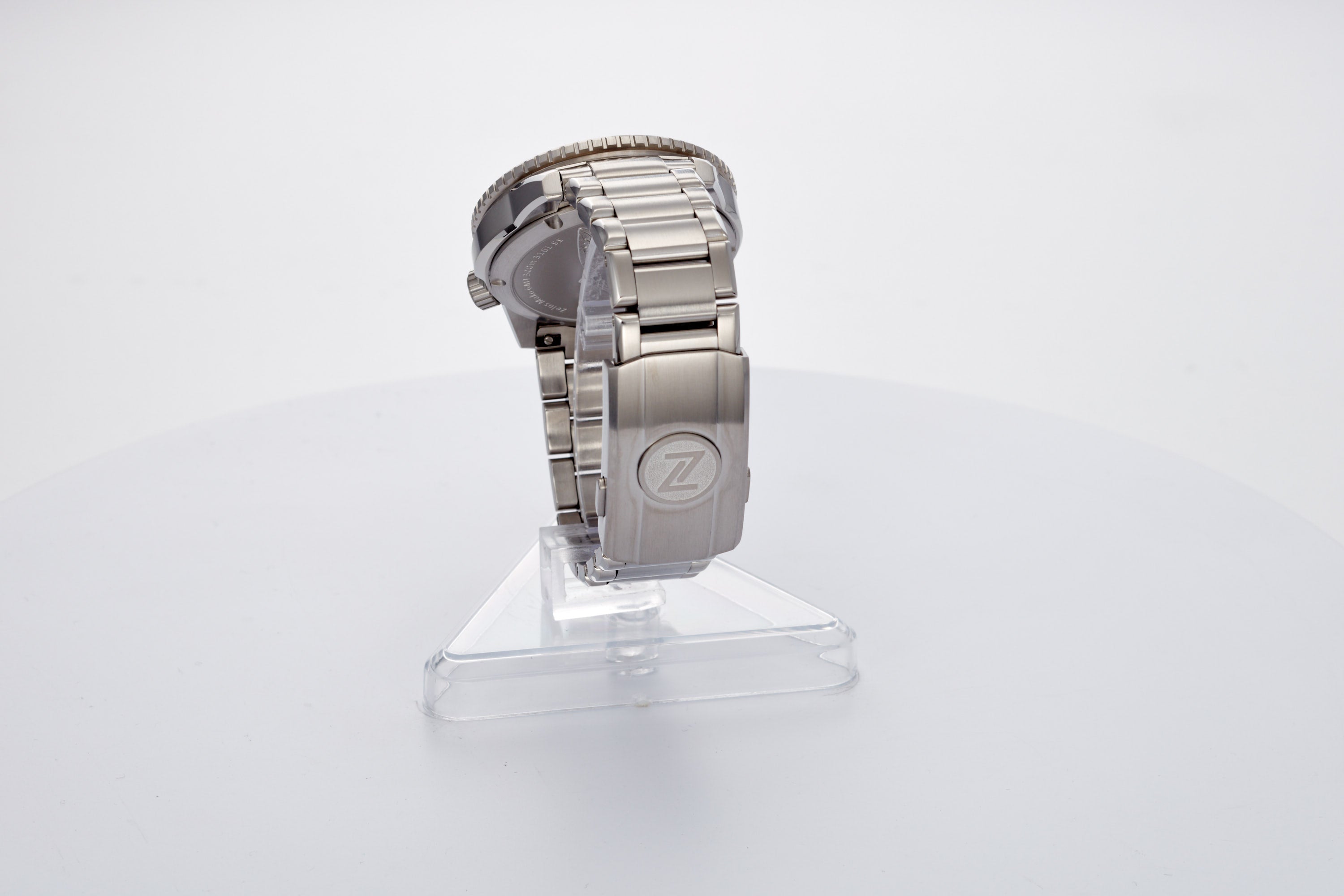 Mako 300m GMT MOP