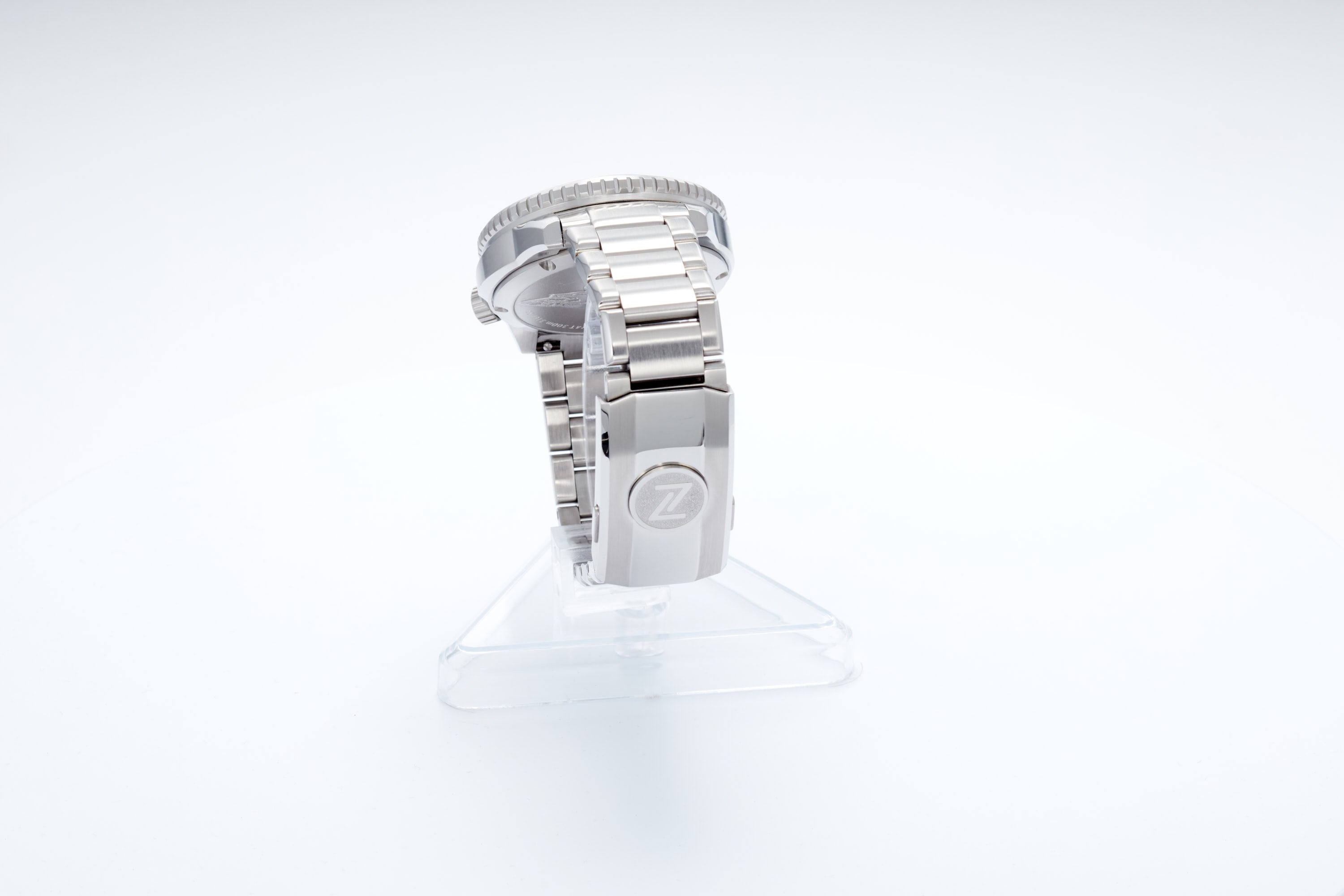Mako 300m GMT 'Frost'