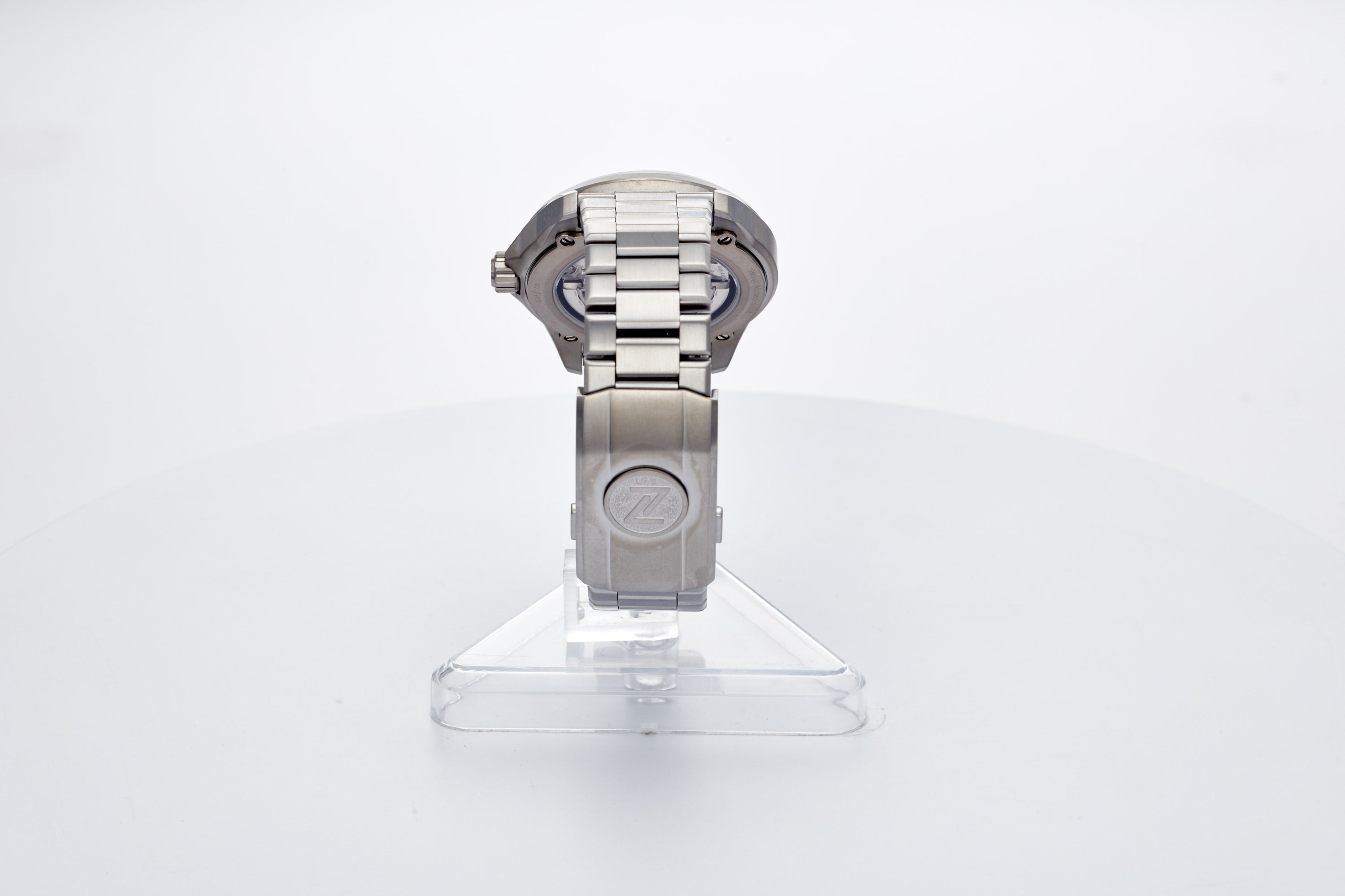 Spearfish Dual Time Ti 'Spark'