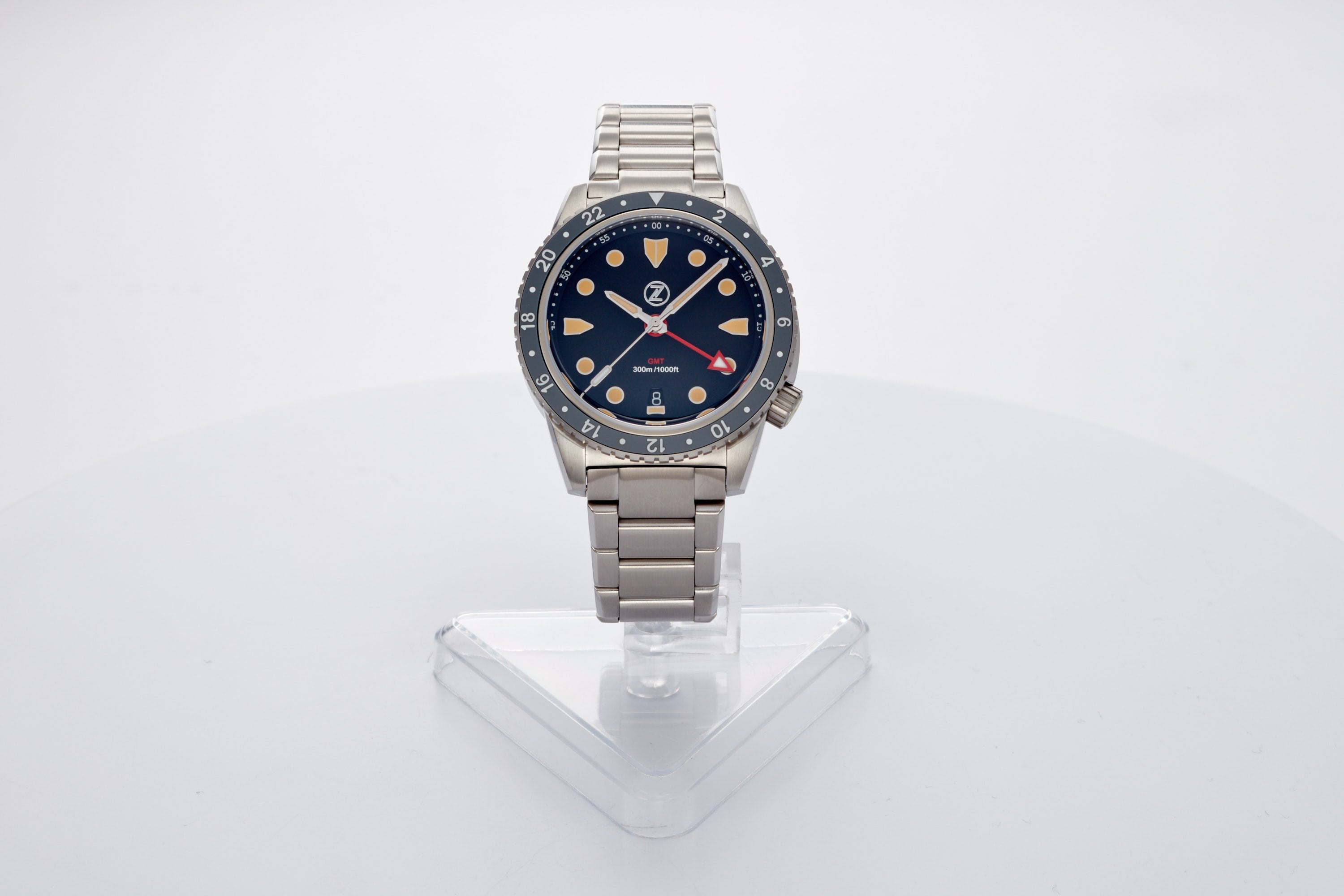 Mako 300m GMT 'Vintage Black'
