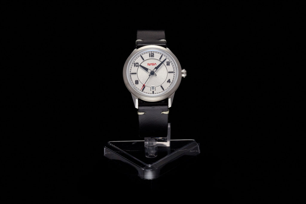 Comet 39mm 'NASA' Edition