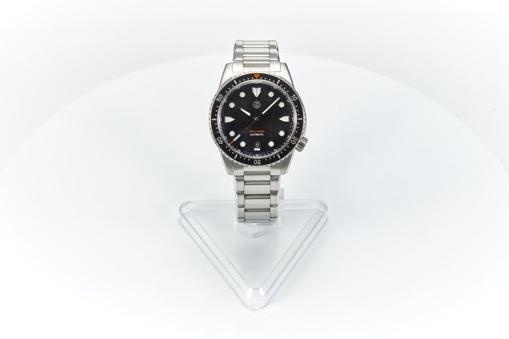 Mako 300m Diver 'Satin Black'