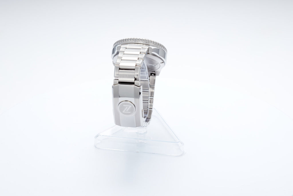 Mako 300m GMT 'Frost'