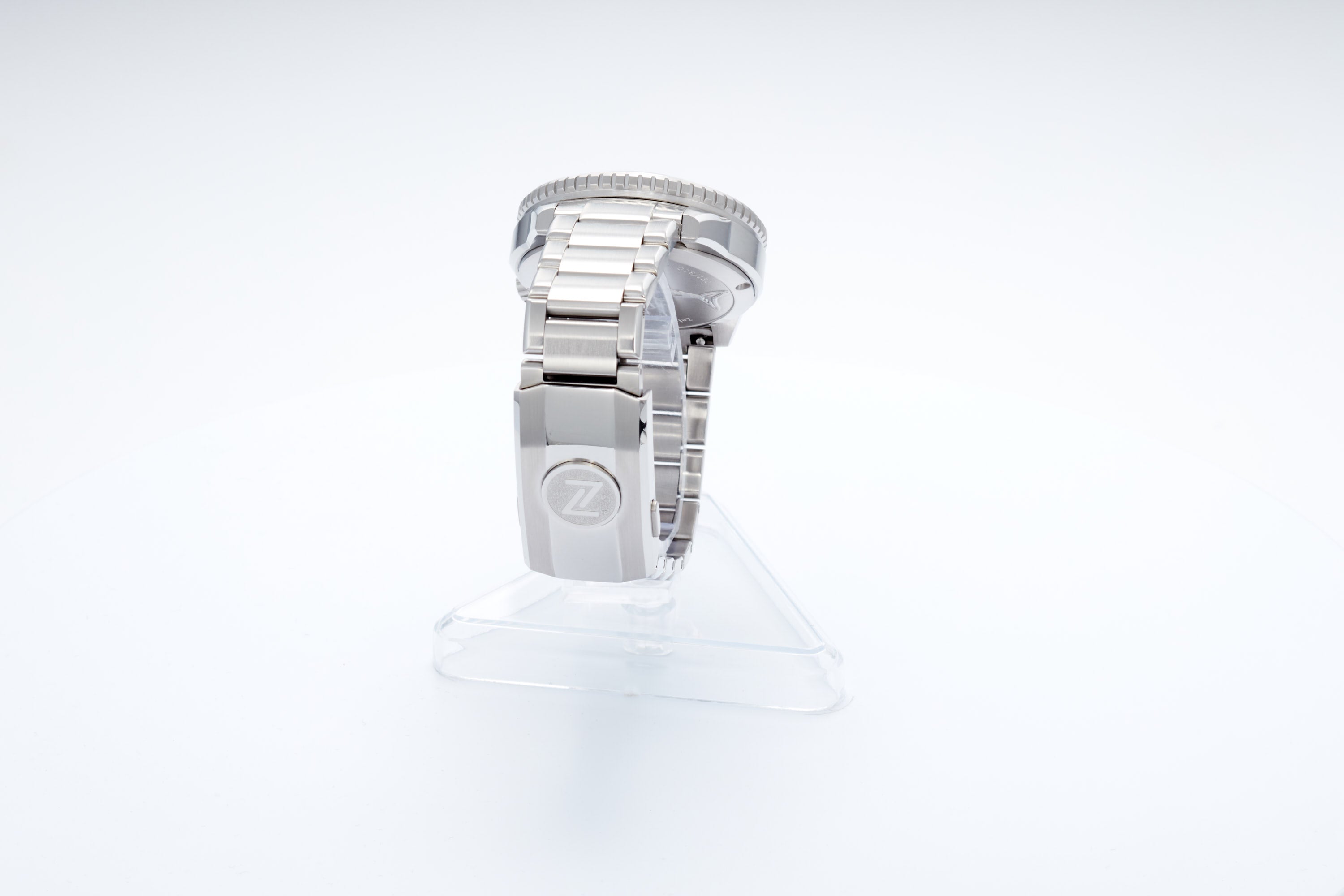 Mako 300m GMT 'Frost'