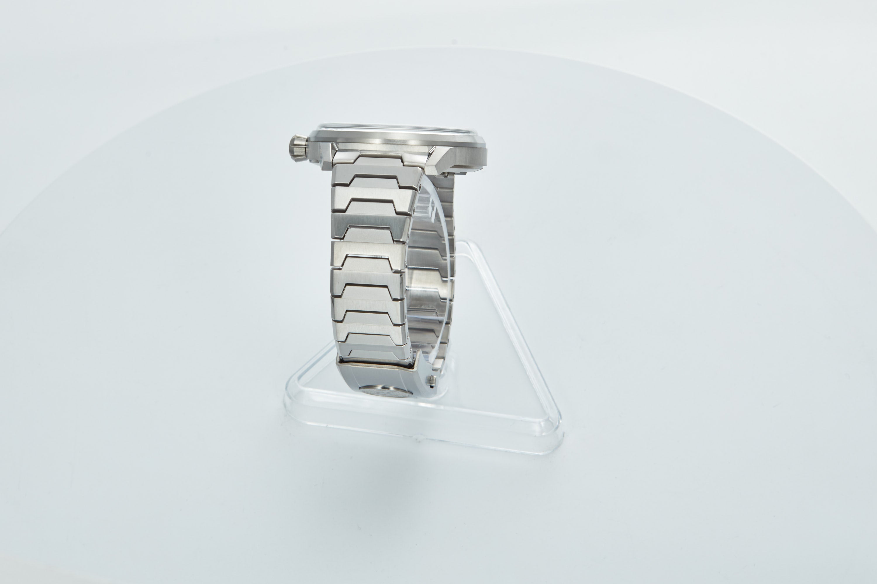 Skyraider 40 Skeleton Titanium