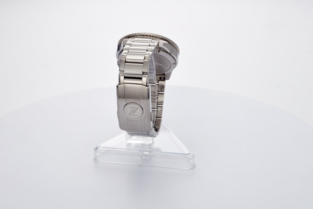 Mako 300m GMT 'Cracked Ice'