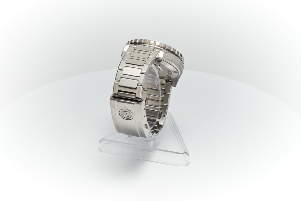 Thresher 44mm 'Ember'