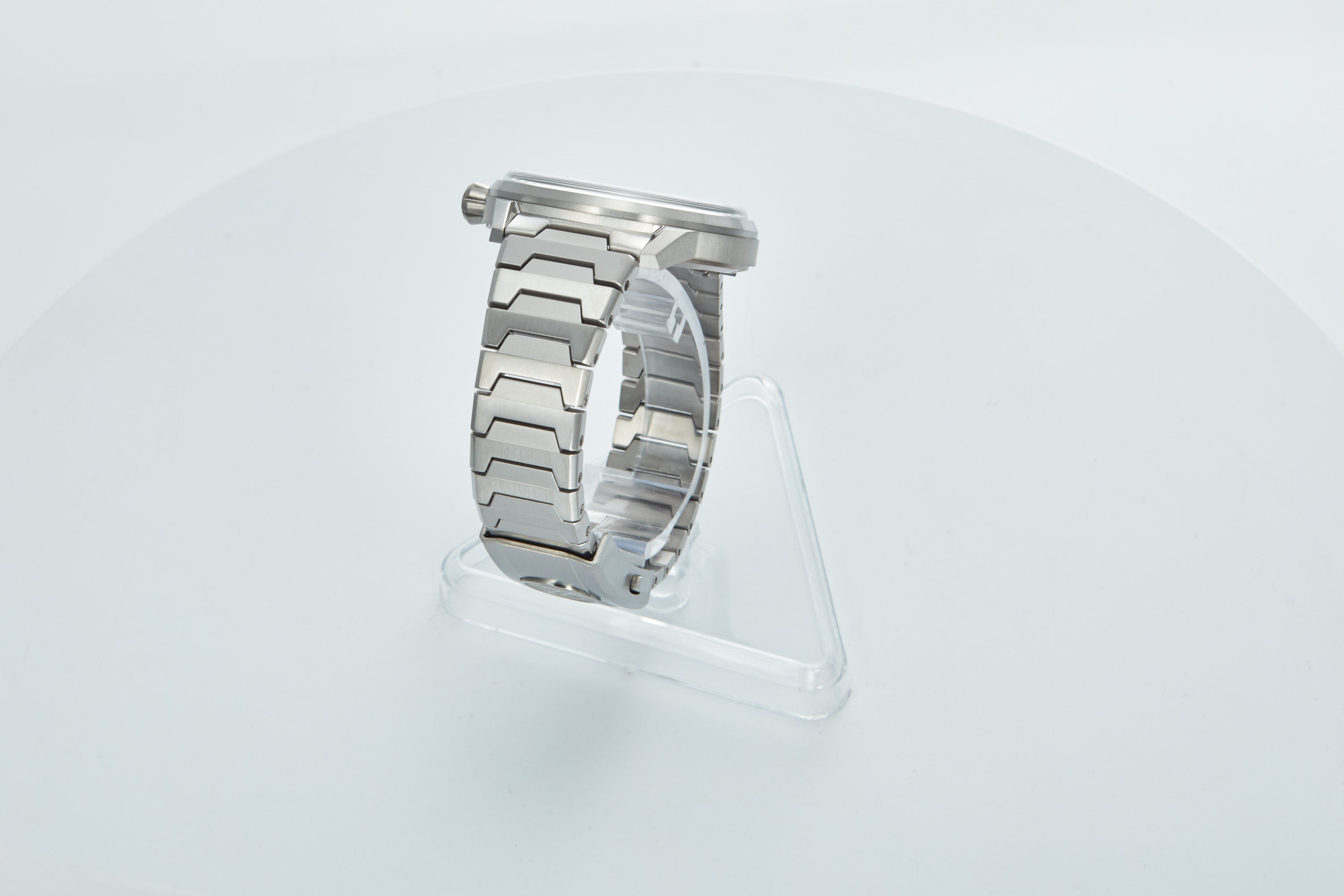 Skyraider 40 Skeleton Titanium