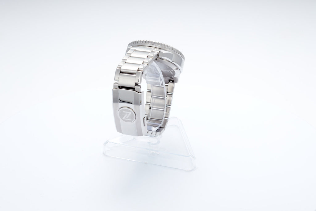 Mako 300m GMT 'Frost'
