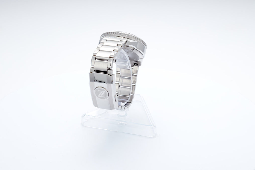 Mako 300m GMT 'Mosaic MOP'