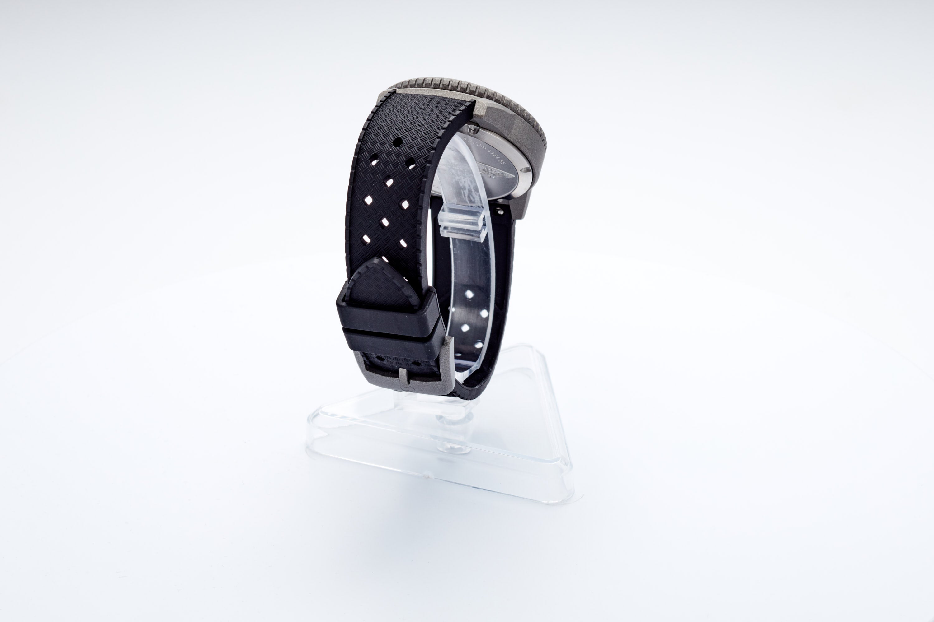 Mako 300m Diver 'Cerakote Carbon'