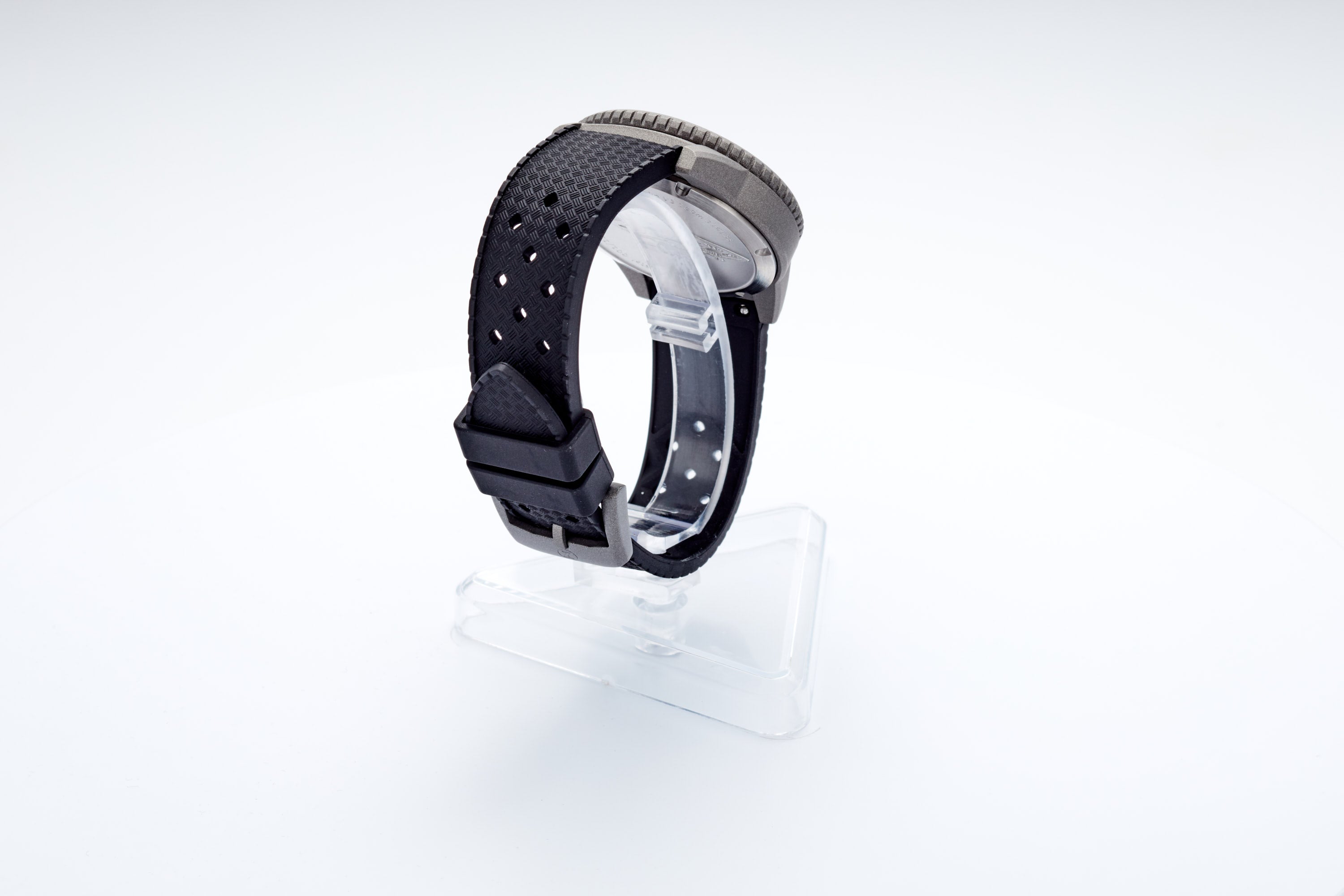 Mako 300m Diver 'Cerakote Carbon'