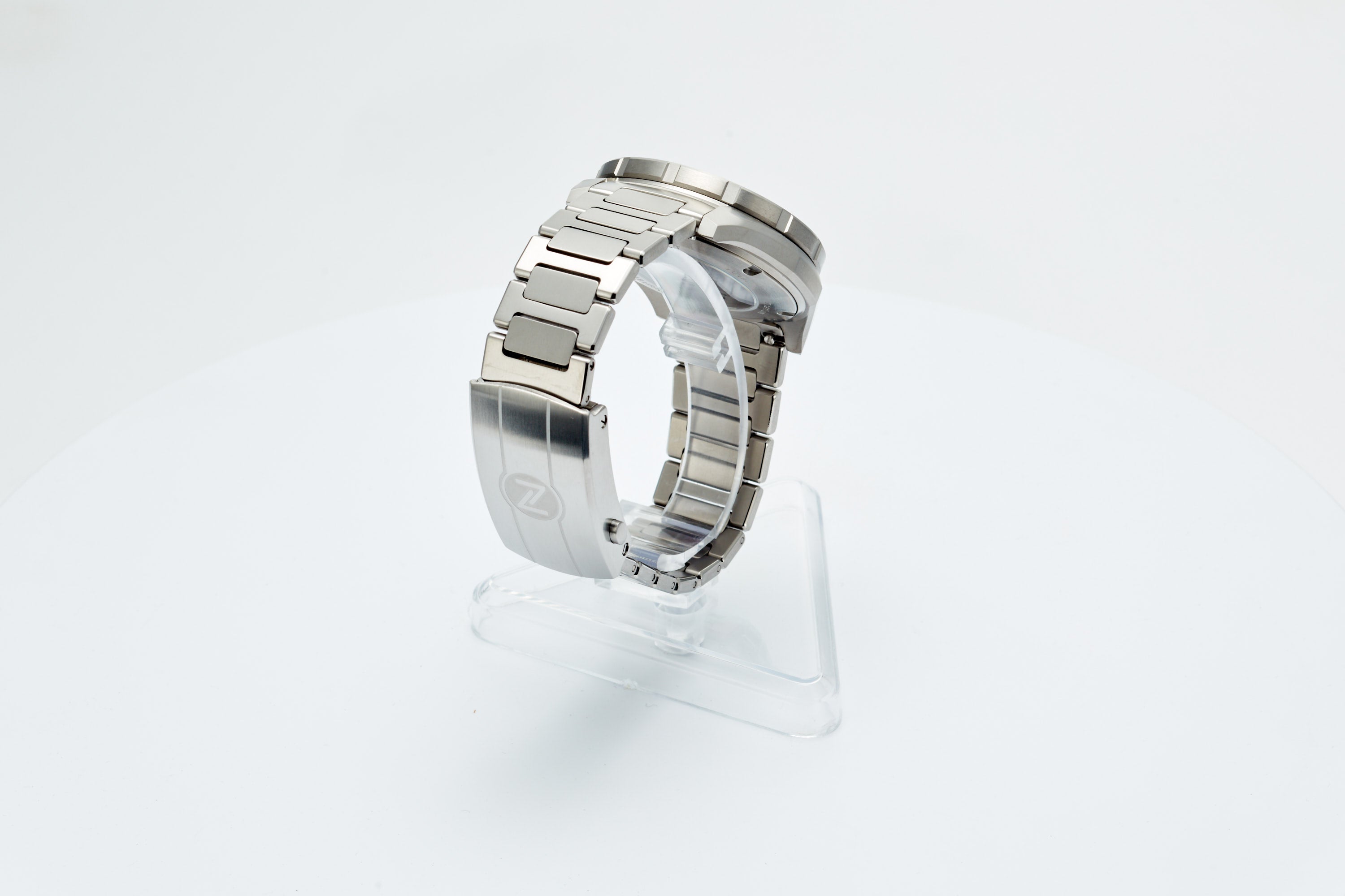 Thresher 41mm Burgundy