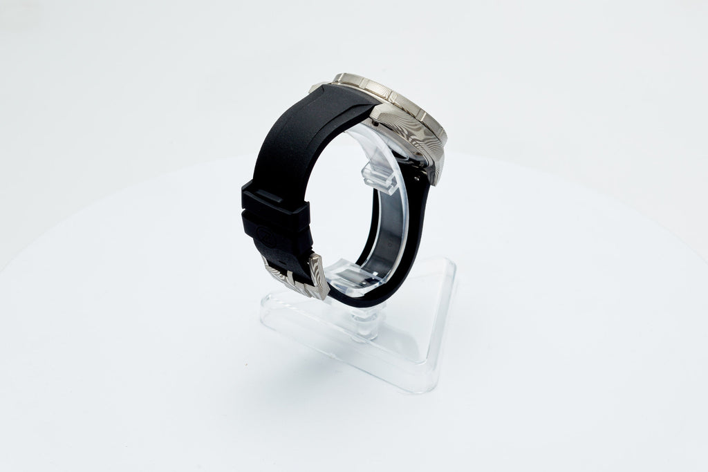 Thresher 41mm Damascus Limited Edition