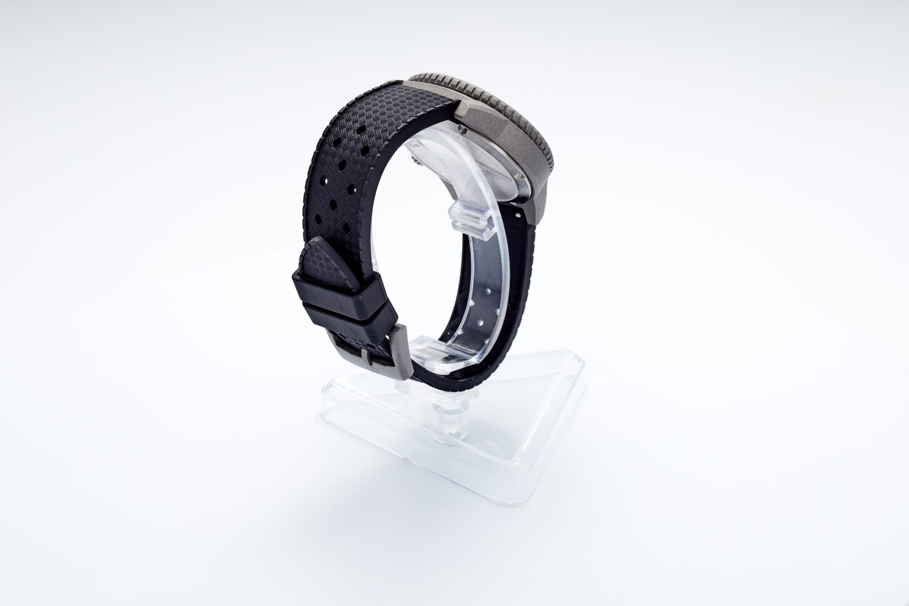 Mako 300m Diver 'Cerakote Carbon'