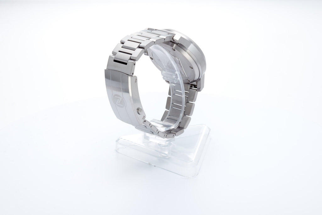 Aurora Field 42mm Ti 'Gold Carbon'
