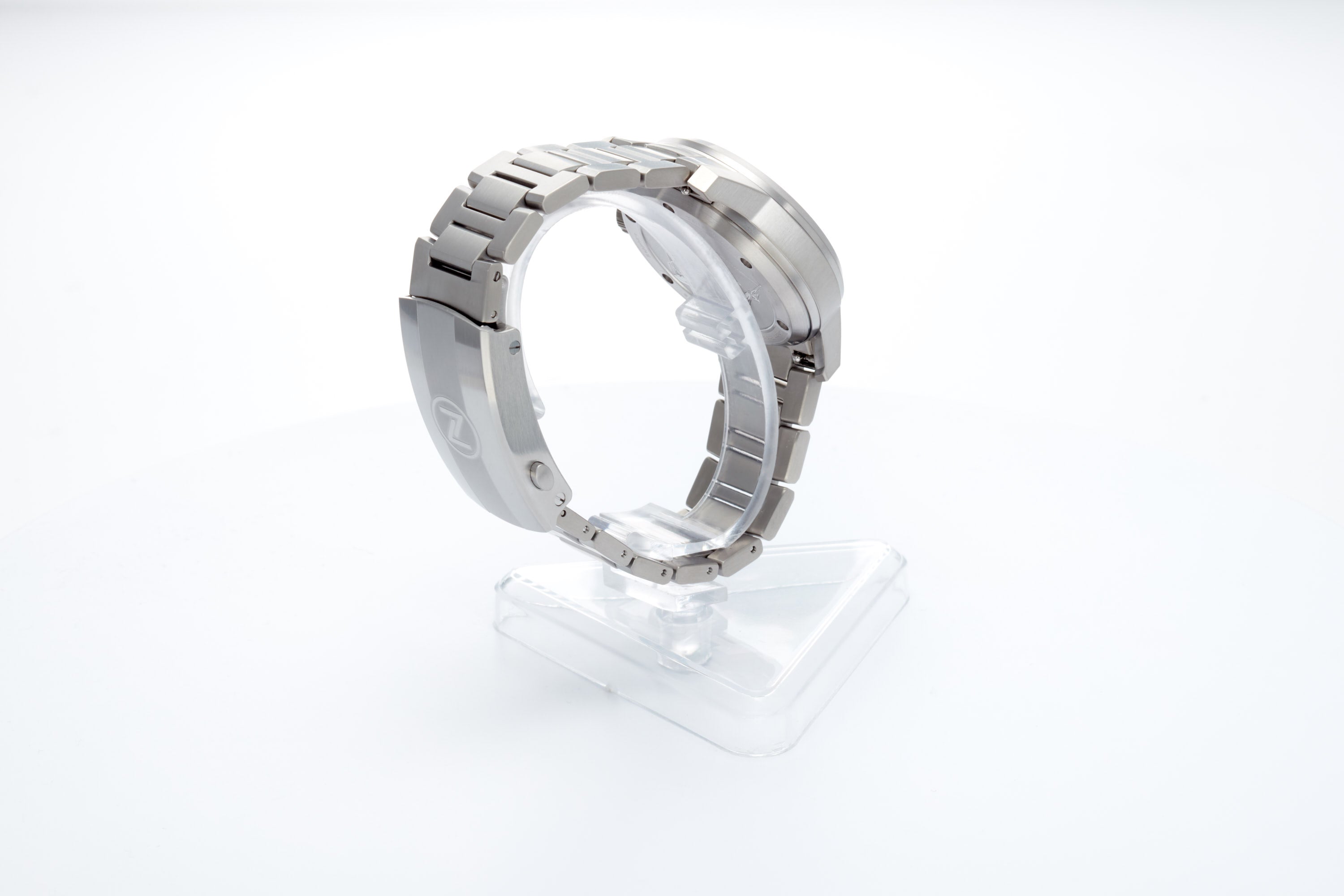 Aurora Field 38mm Ti 'Crystallised Ti' Limited Edition