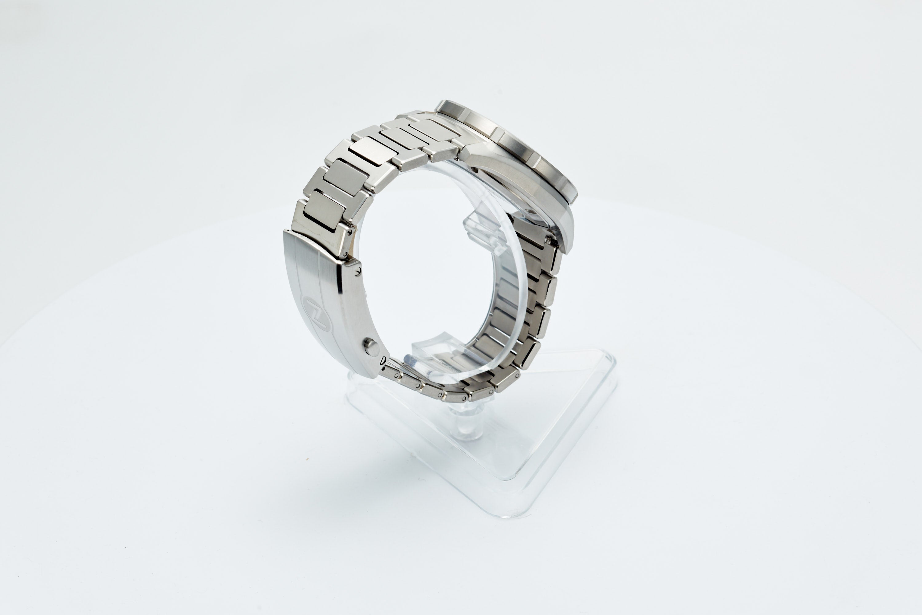 Thresher 41mm Chalk Grey