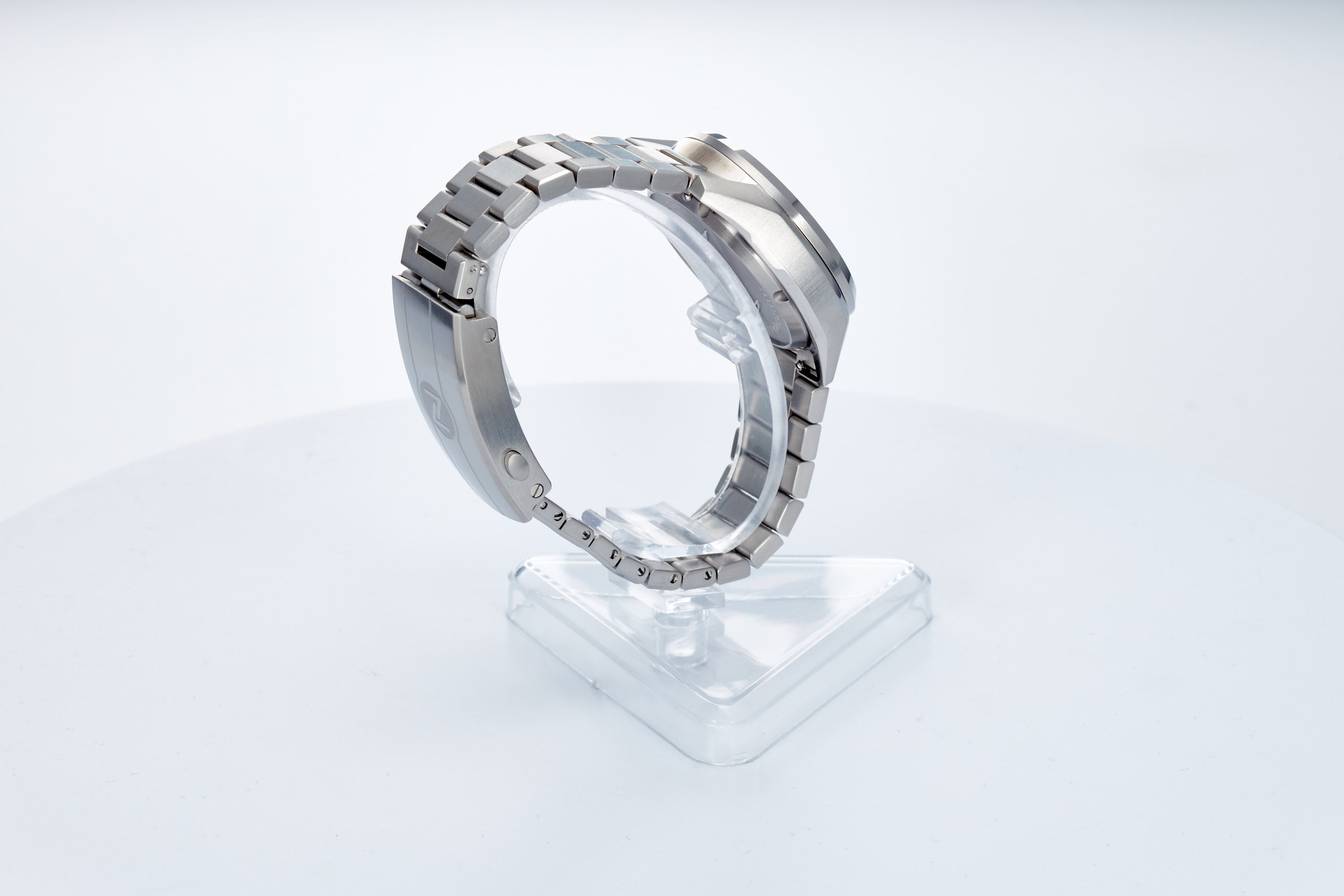 Swordfish Field 38mm SS 'Nebula'
