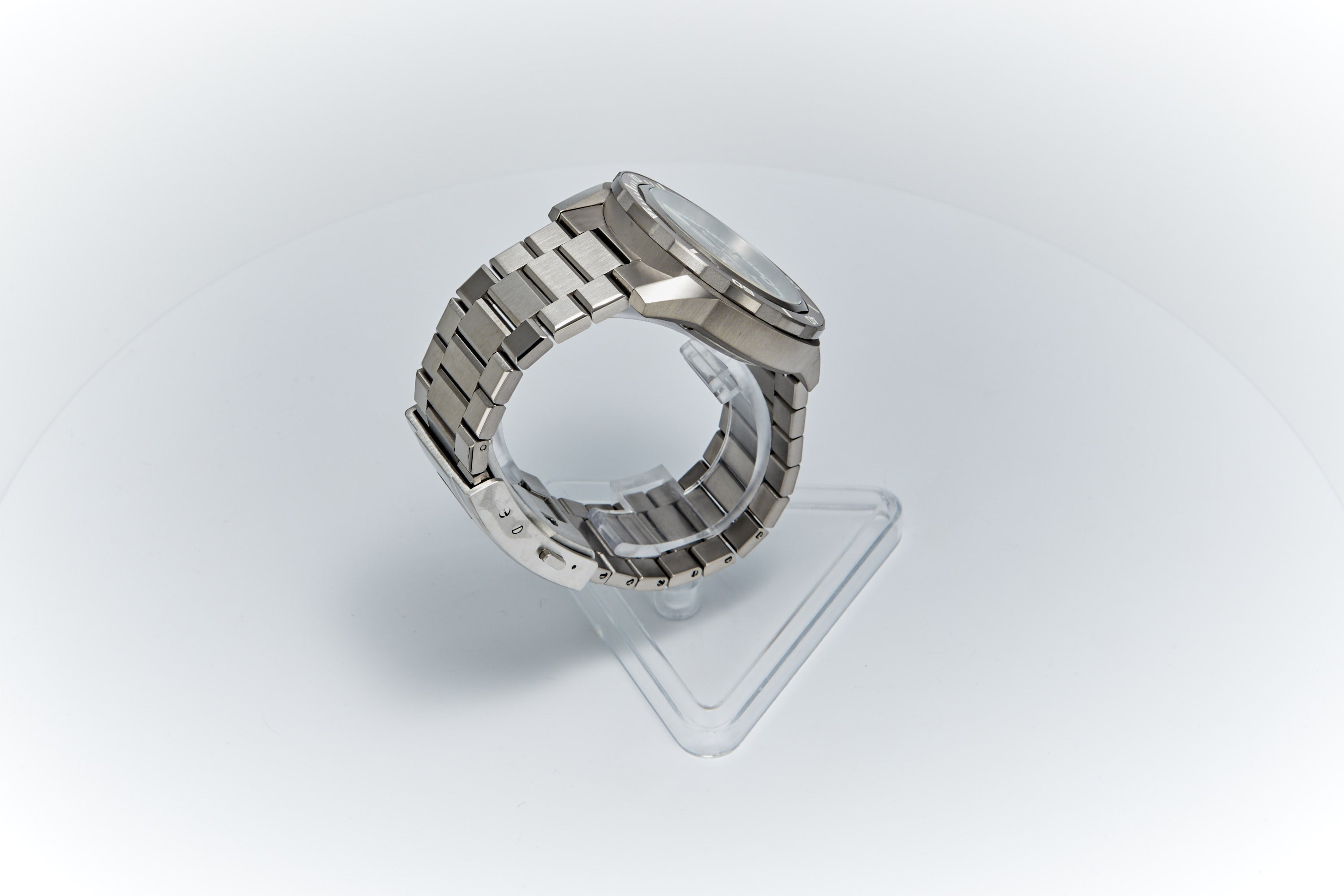 Swordfish 42mm Ti 'Teal'